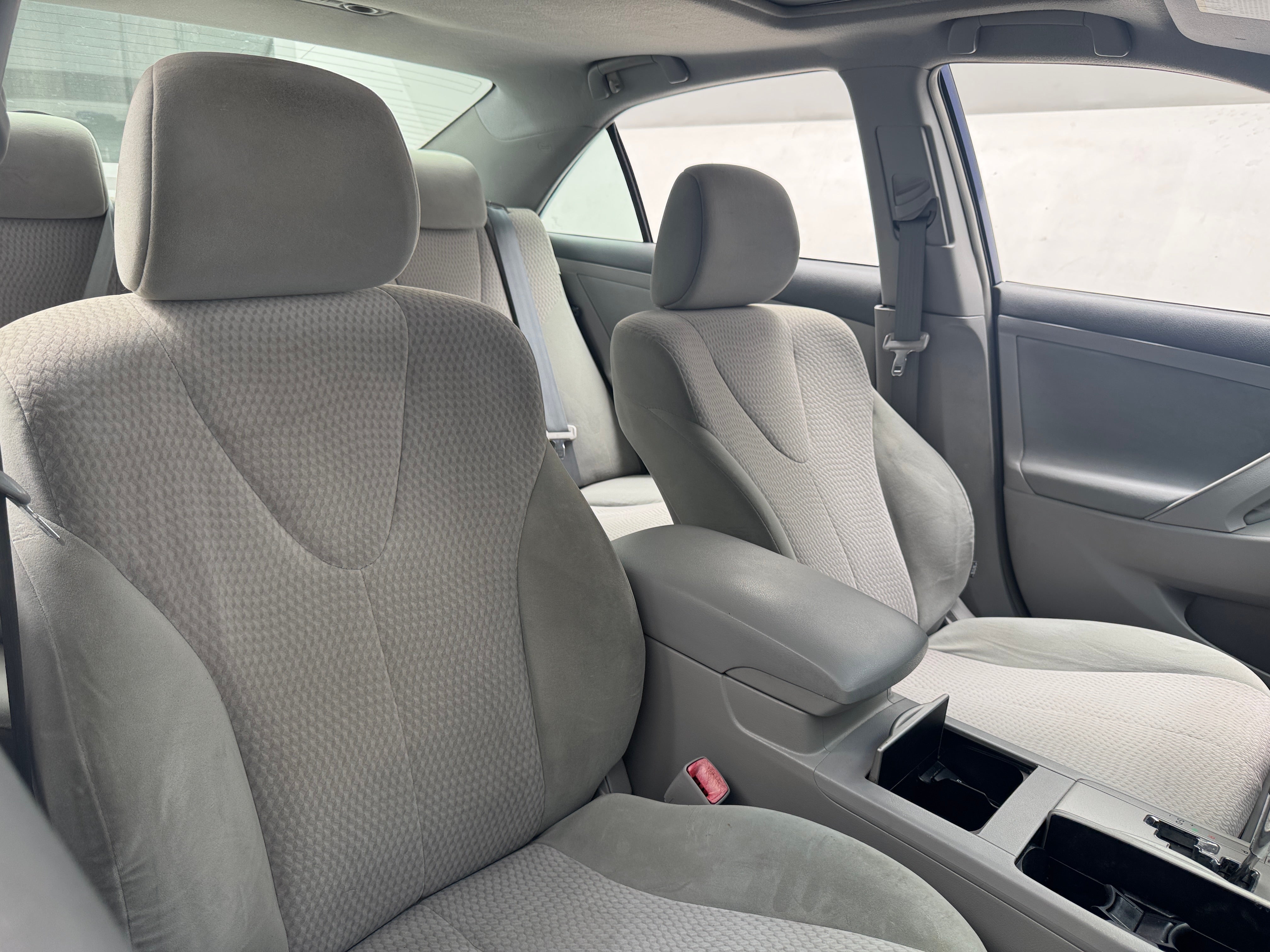 2011 Toyota Camry LE 2