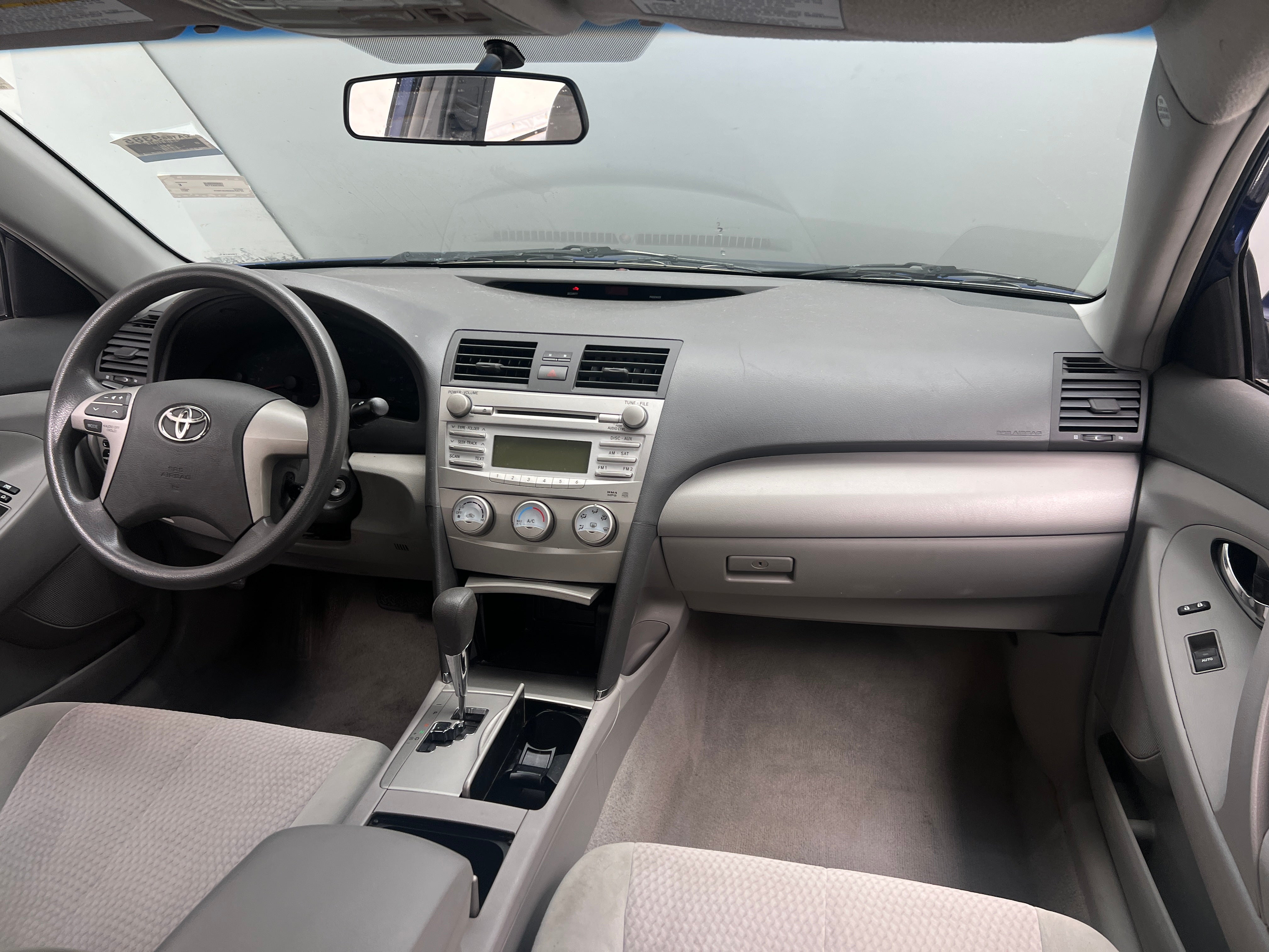 2011 Toyota Camry LE 3