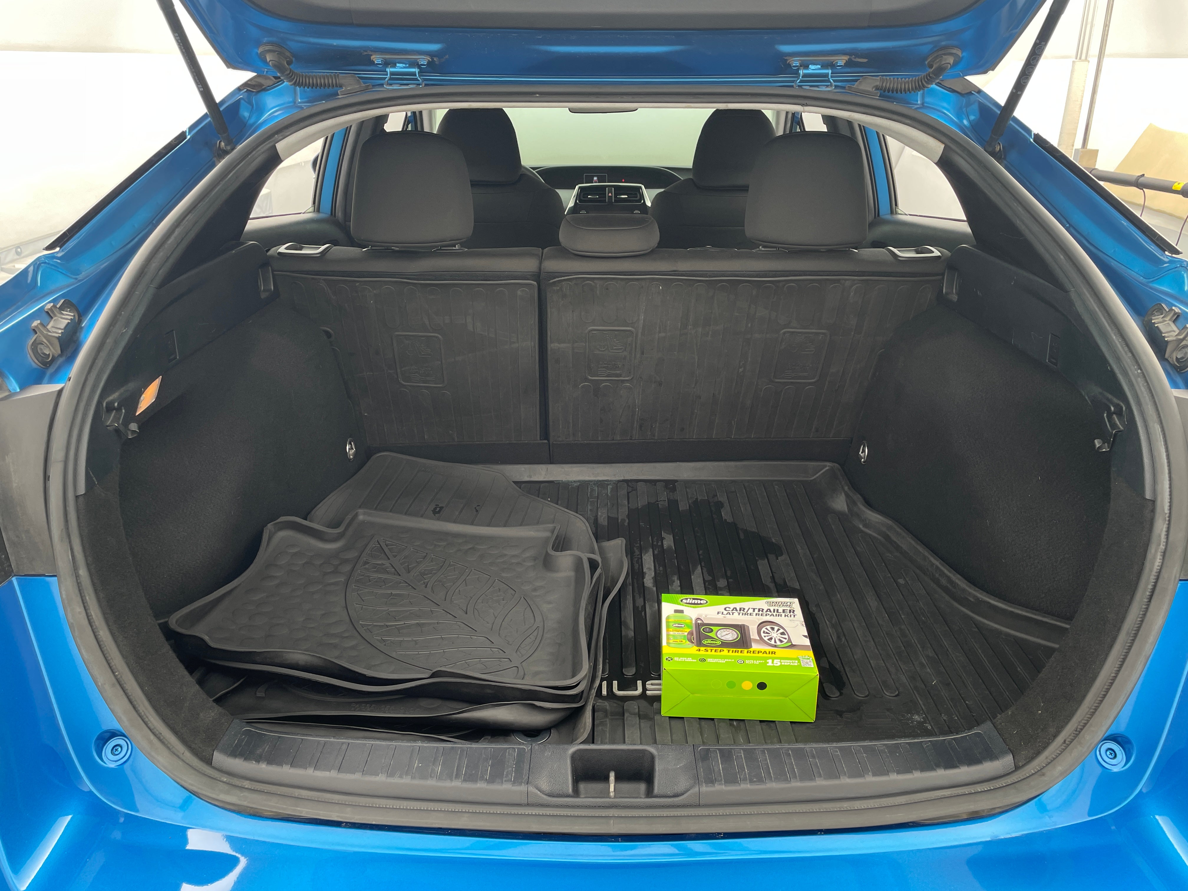 2021 Toyota Prius L Eco 7