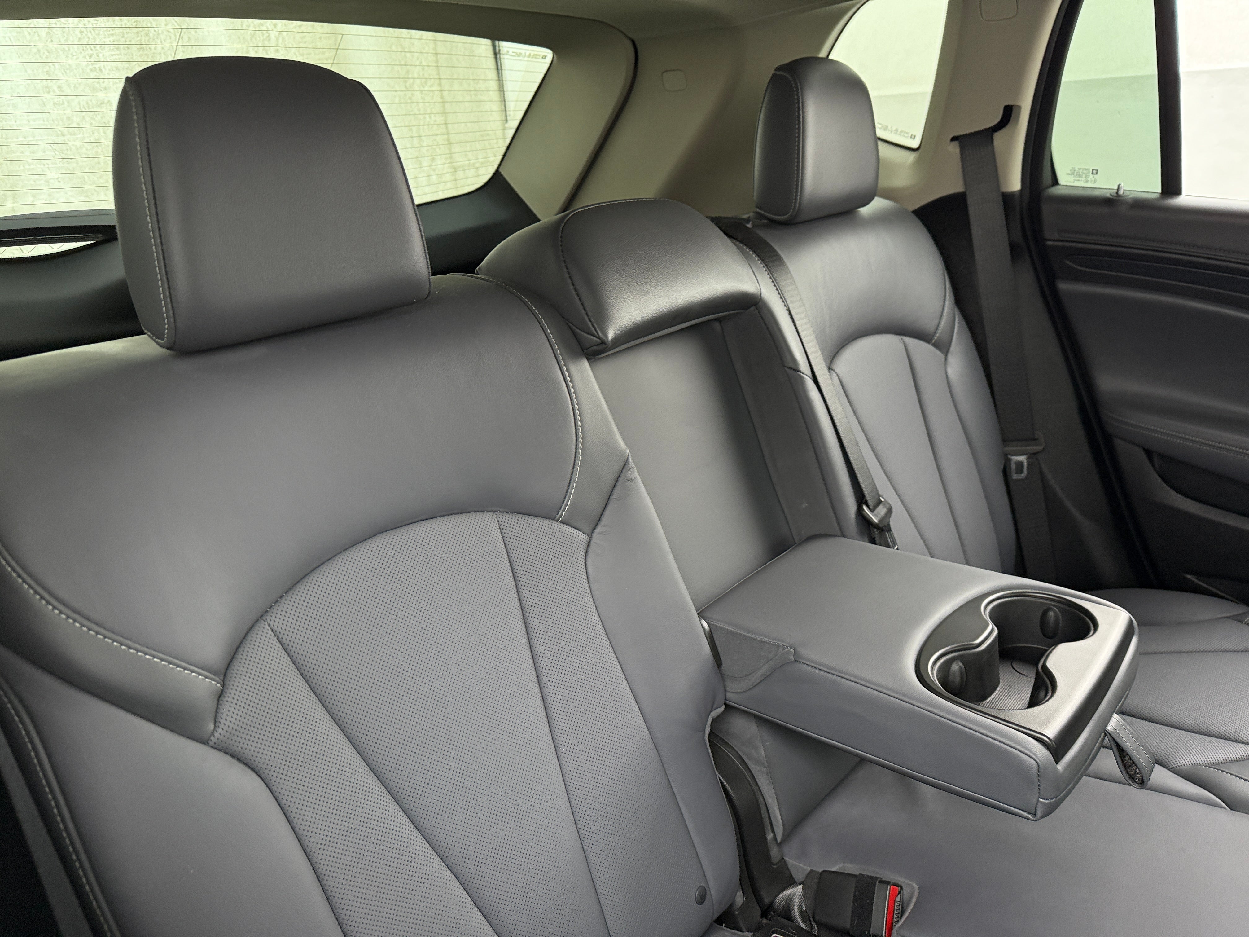 2020 Buick Envision Essence 5