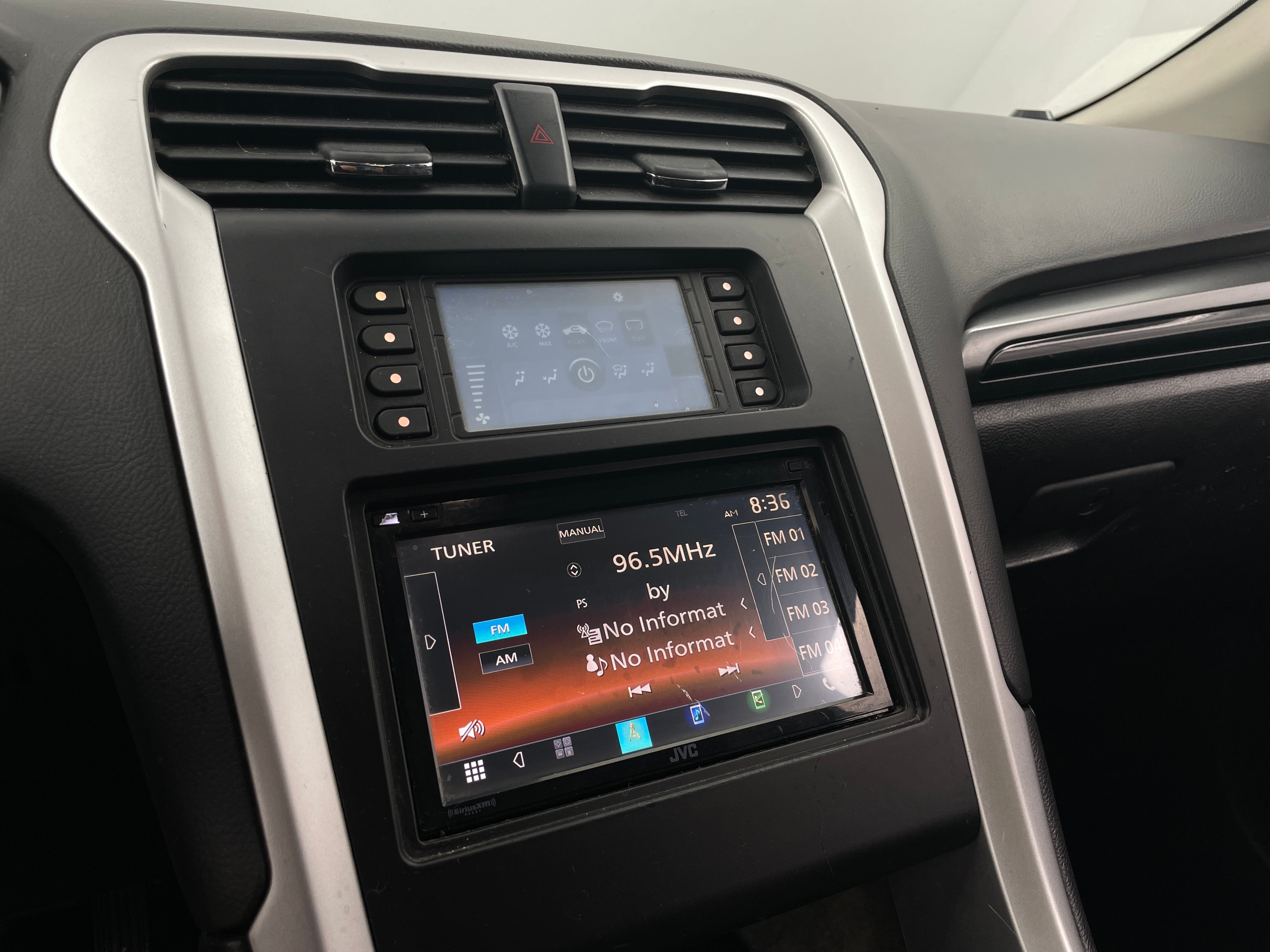 2016 Ford Fusion SE 4