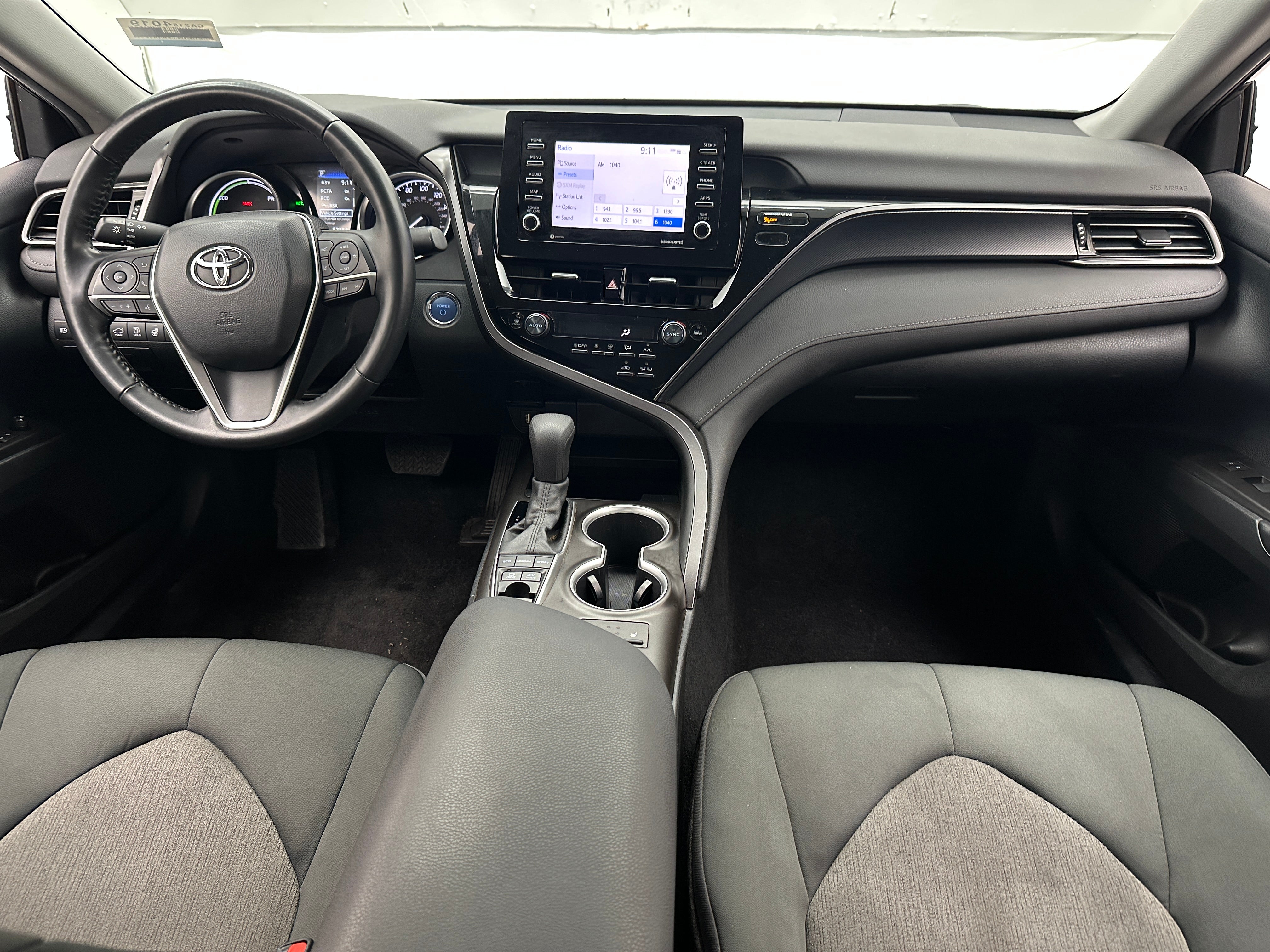 2022 Toyota Camry LE 3