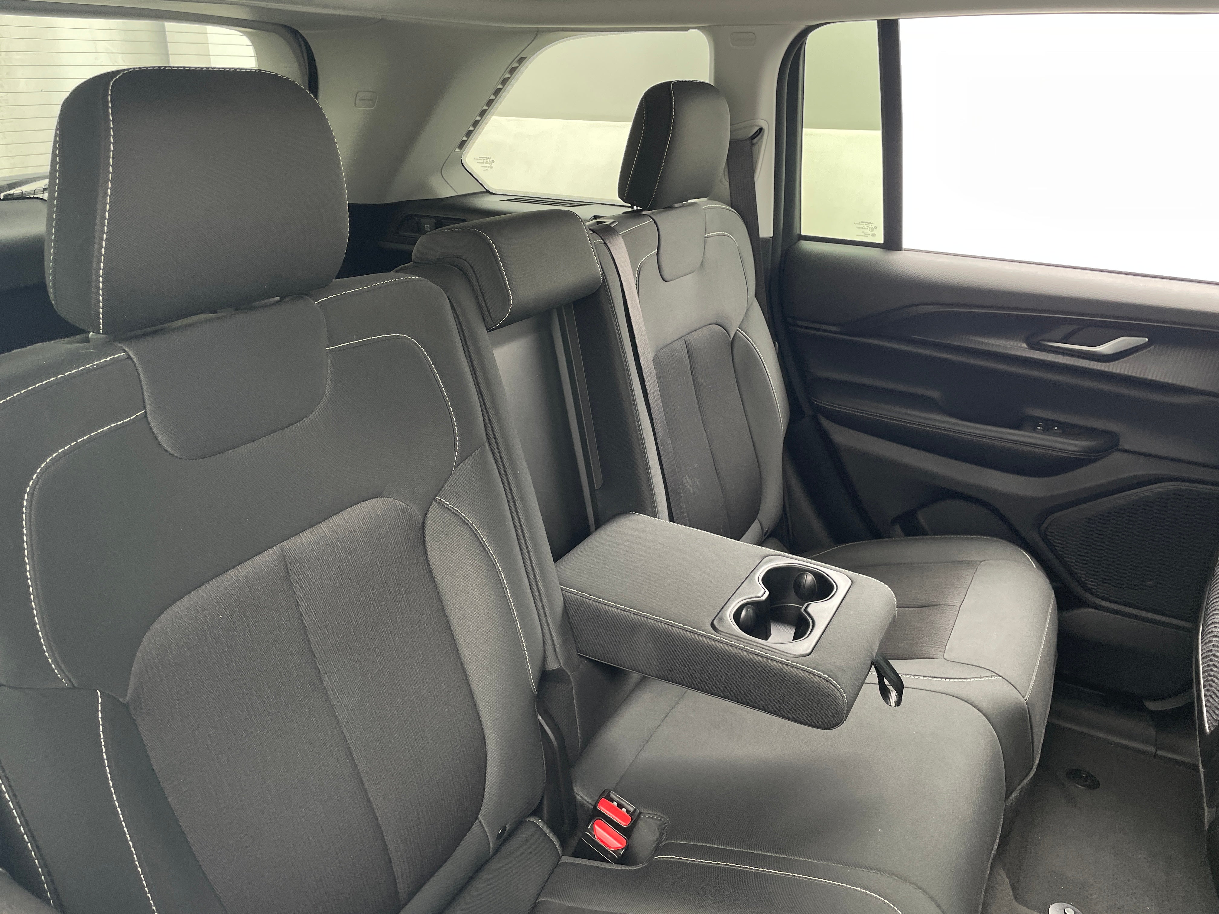 2023 Jeep Grand Cherokee Laredo 6