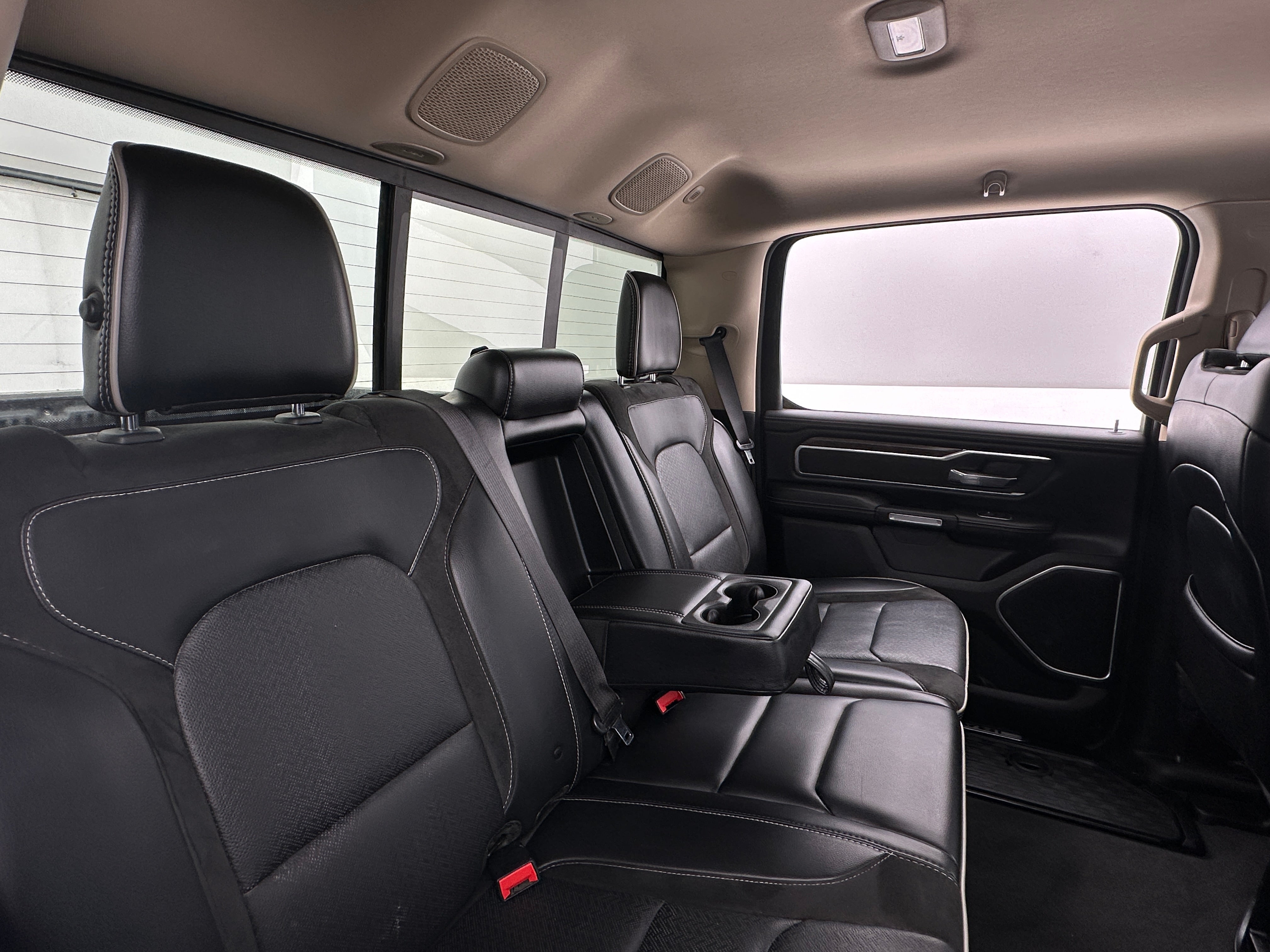 2020 RAM 1500 Laramie 5