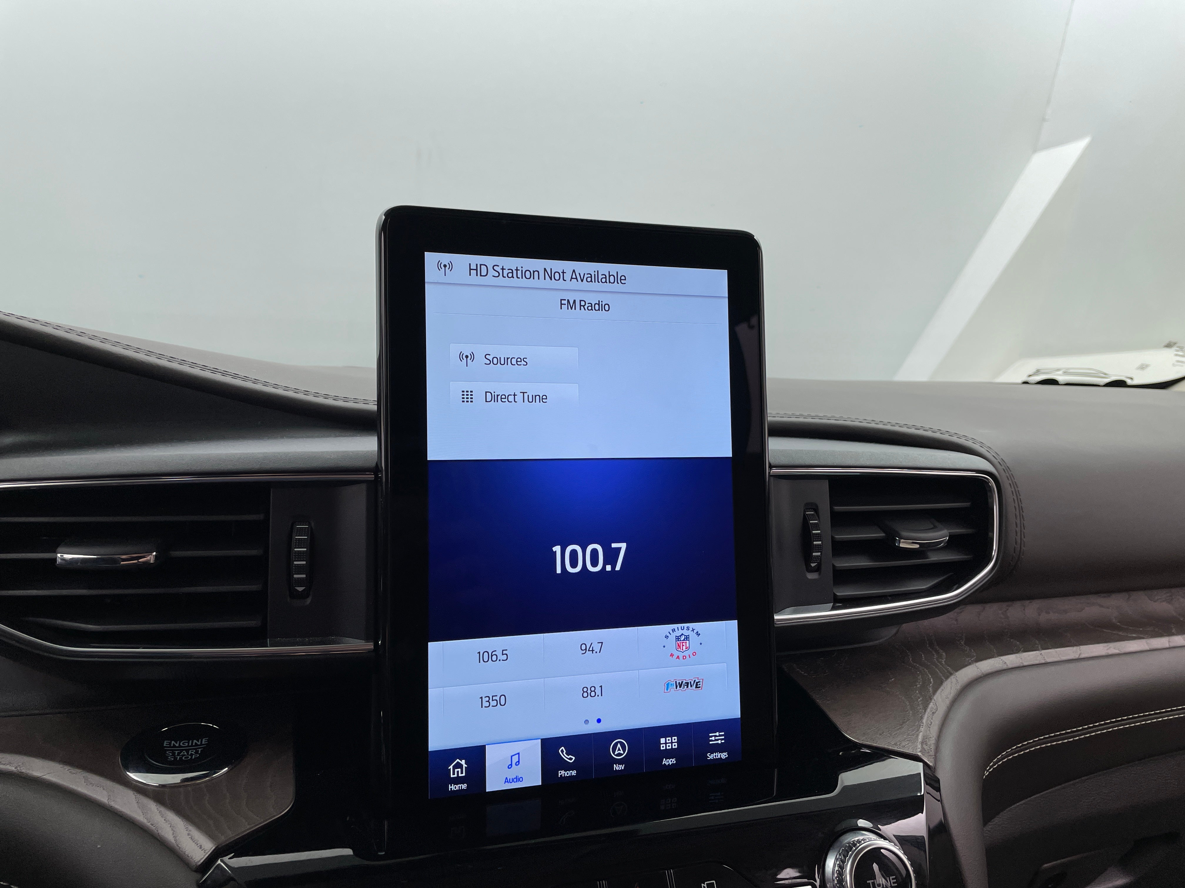 2023 Ford Explorer Platinum 3