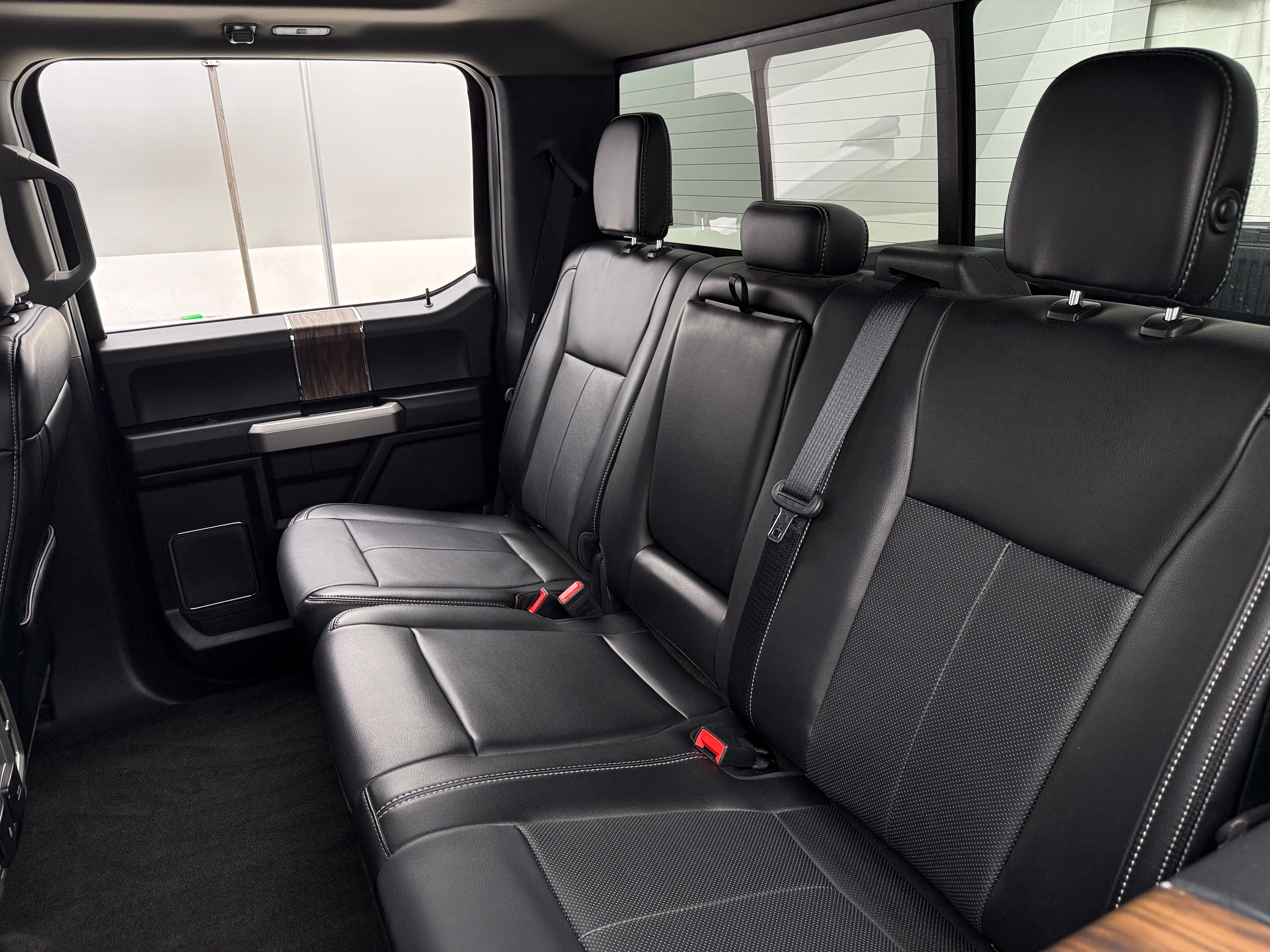 2019 Ford Econoline E-150 5