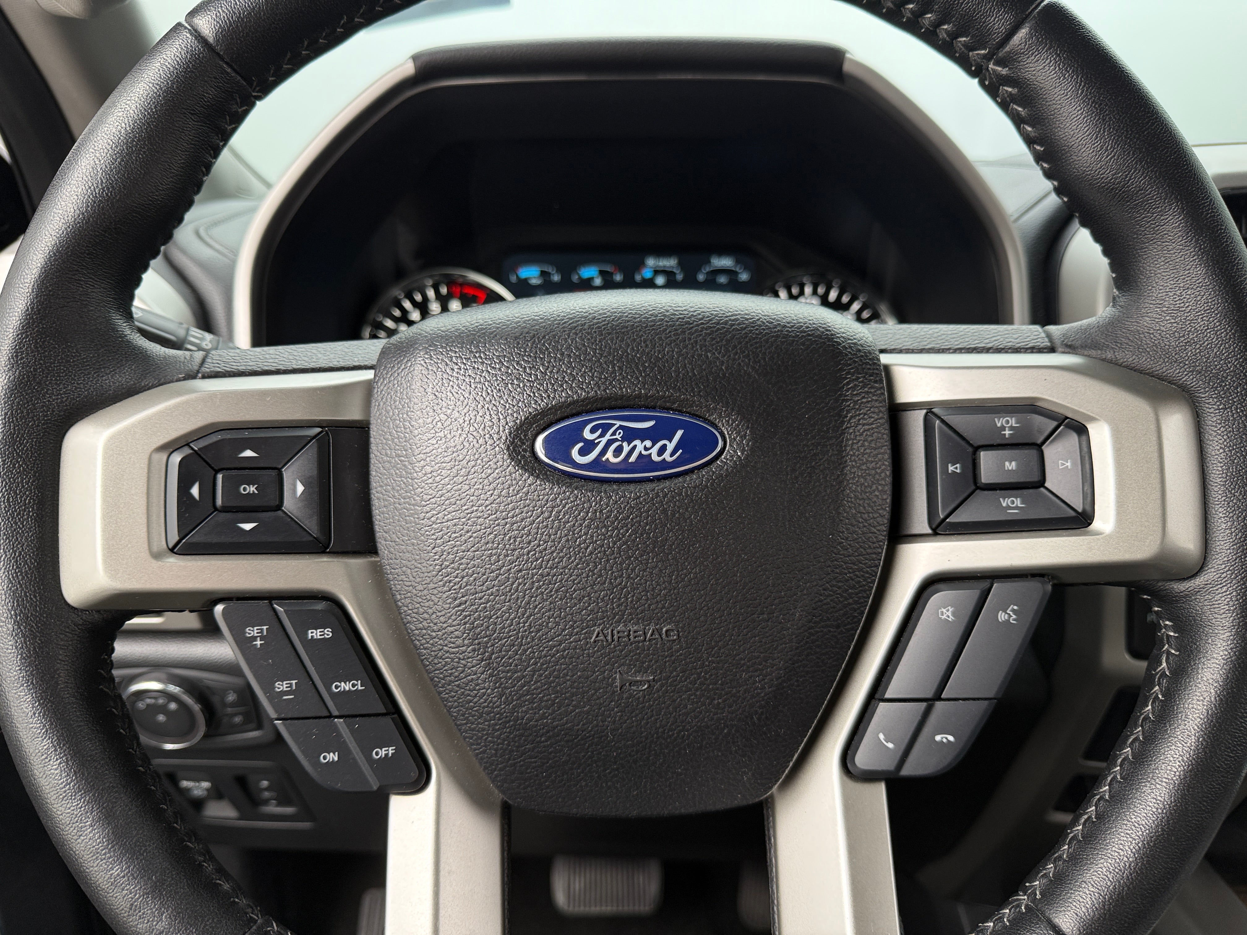 2019 Ford Econoline E-150 4