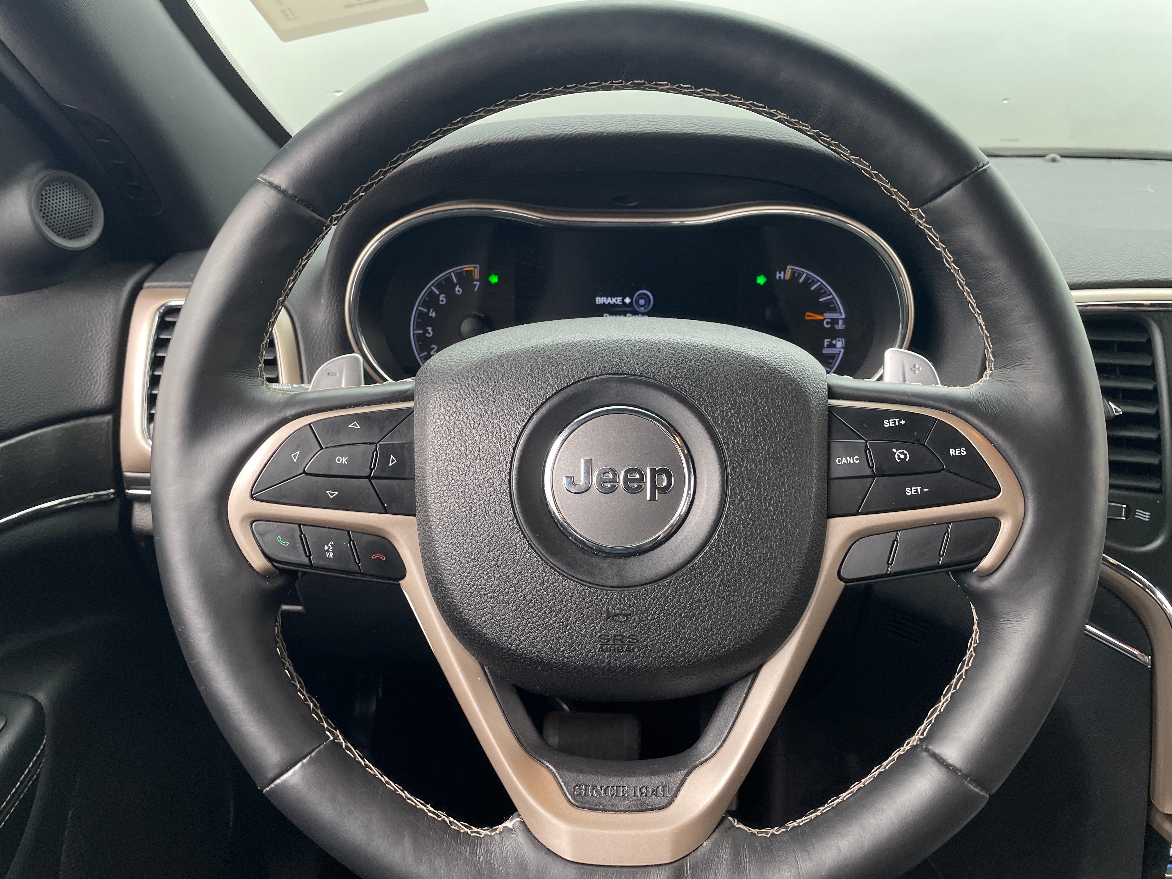 2017 Jeep Grand Cherokee Limited Edition 4