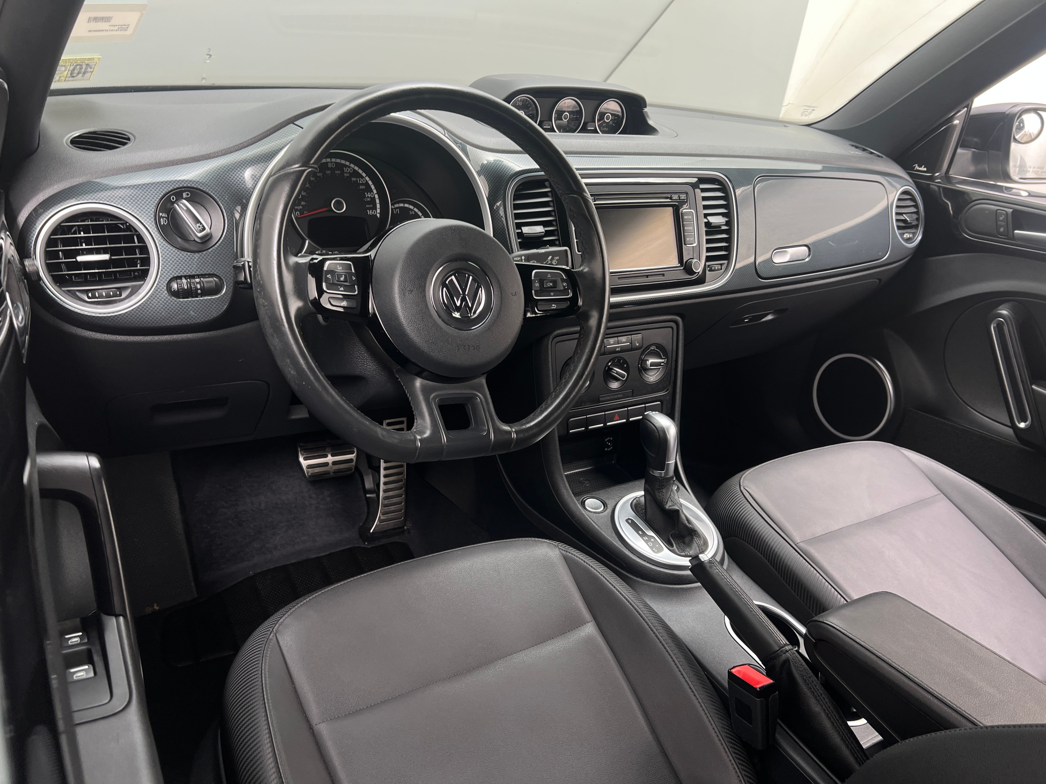 2015 Volkswagen Beetle R-Line 3