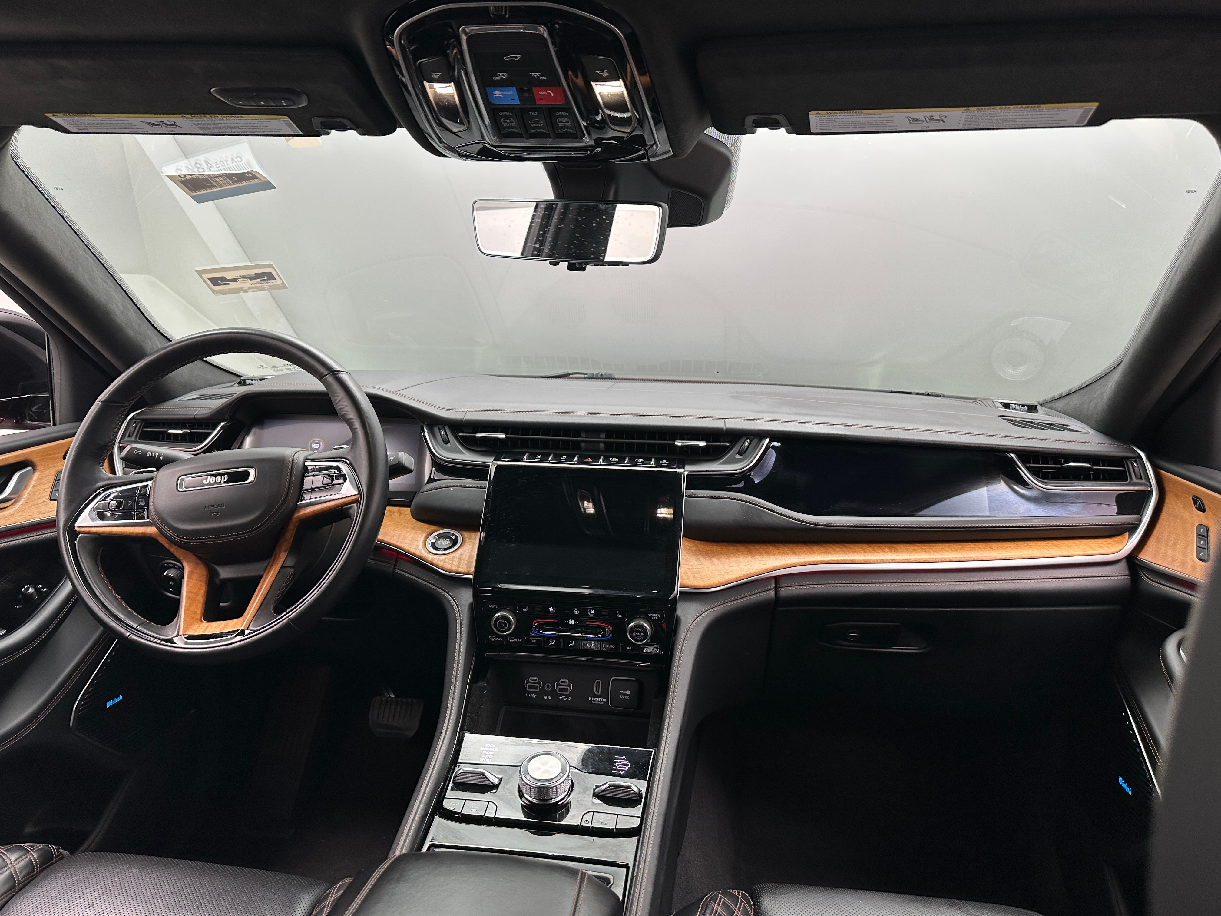 2022 Jeep Grand Cherokee Summit 2