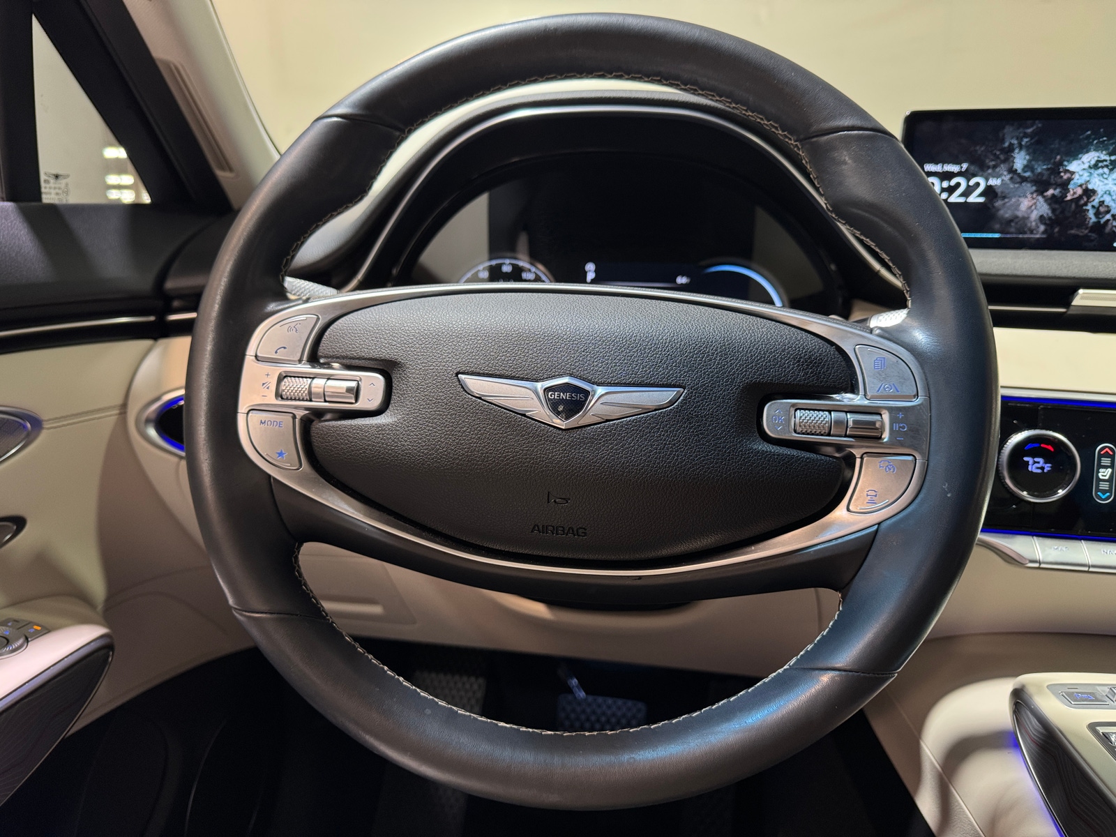 Thumbnail: 2022 Genesis GV70 - 4