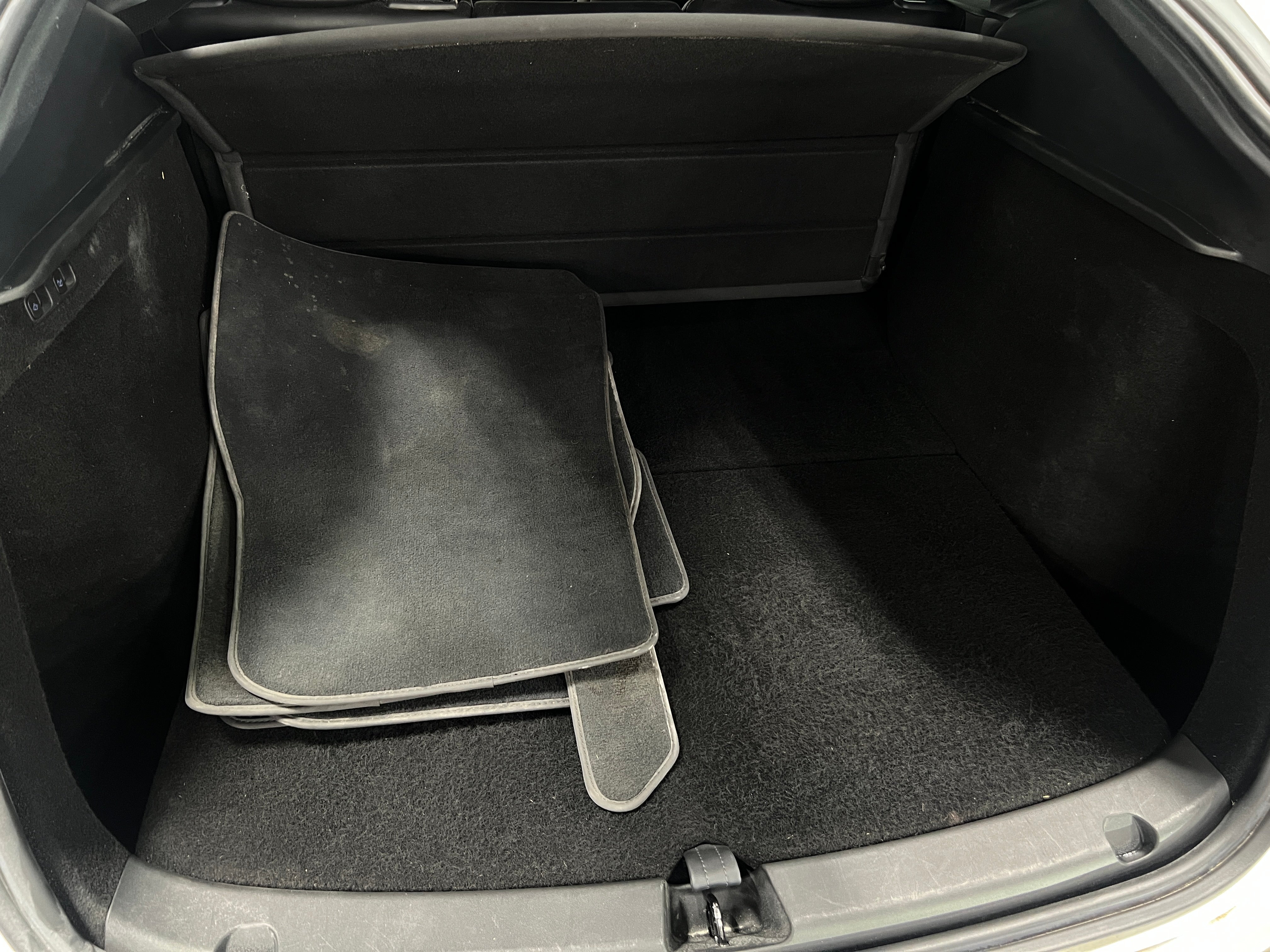 2023 Tesla Model Y Long Range 6