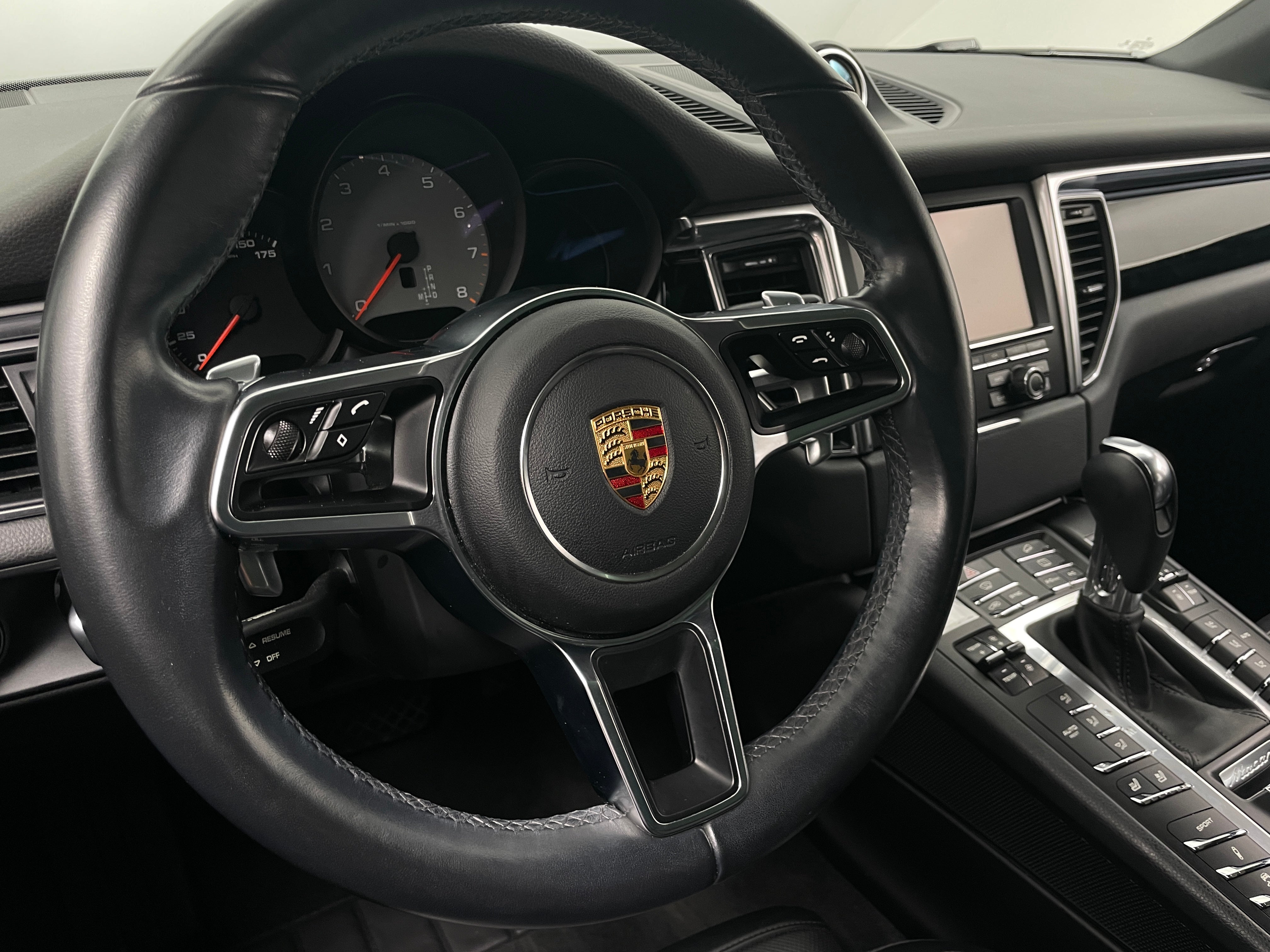 2016 Porsche Macan S 4