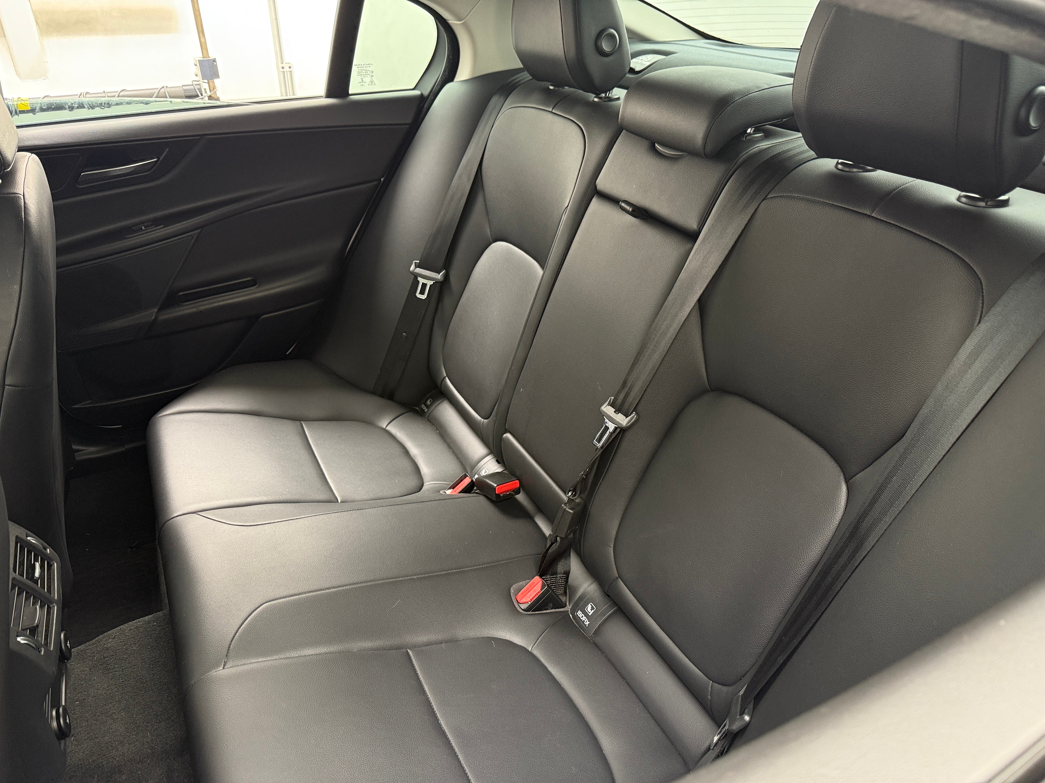 2019 Jaguar XE Premium 5