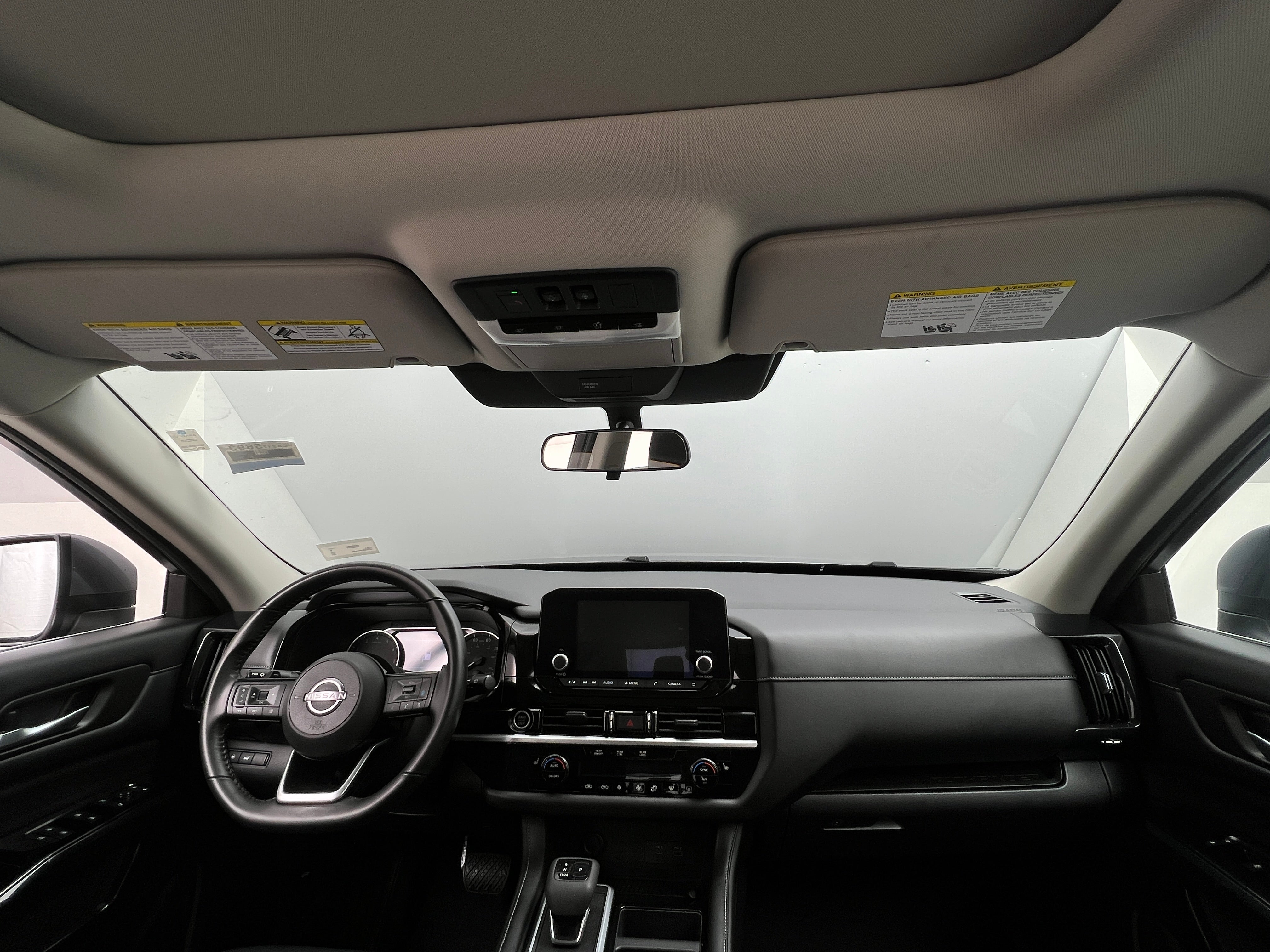 2022 Nissan Pathfinder SV 3