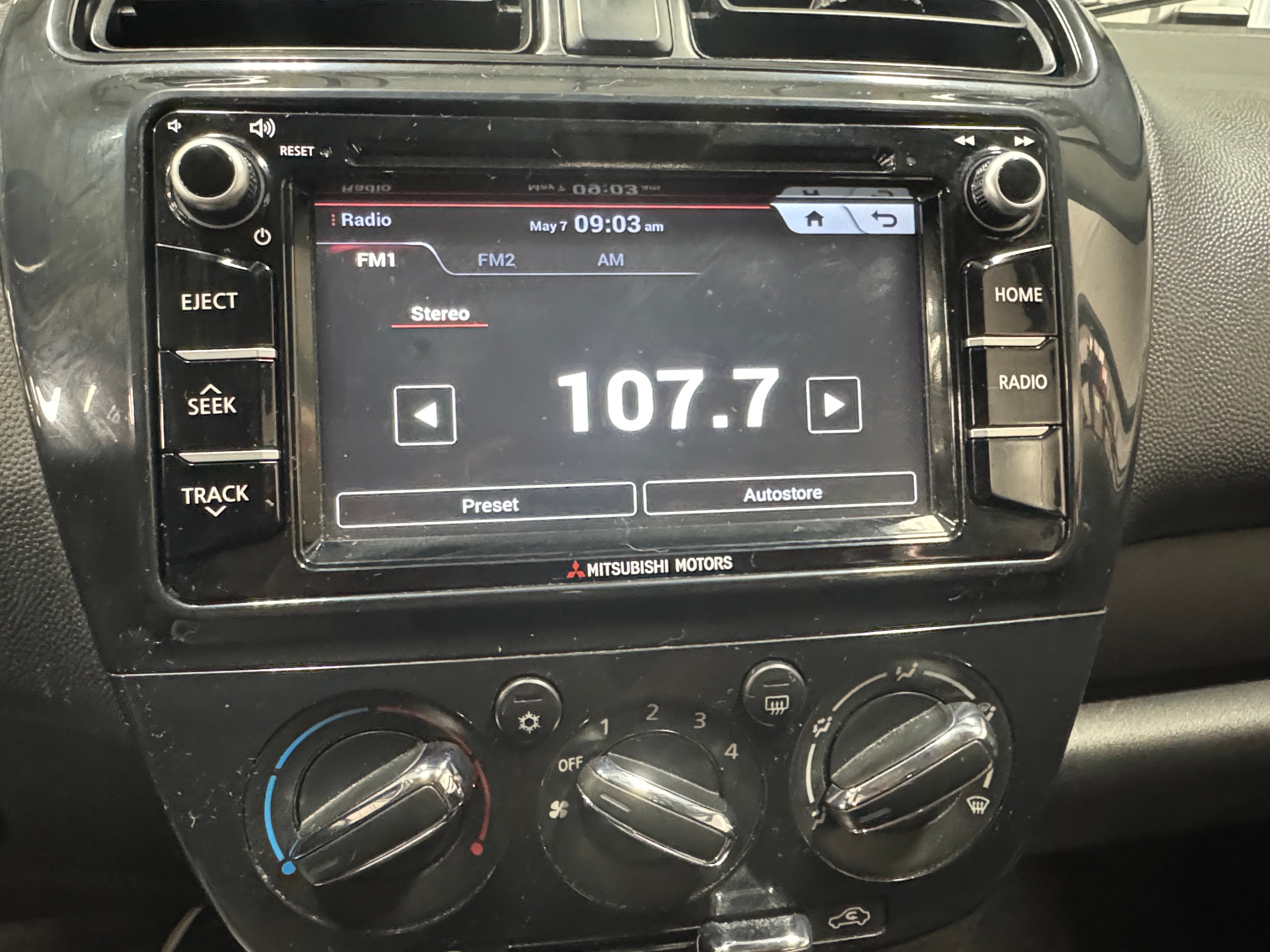 2017 Mitsubishi Mirage G4 ES 4