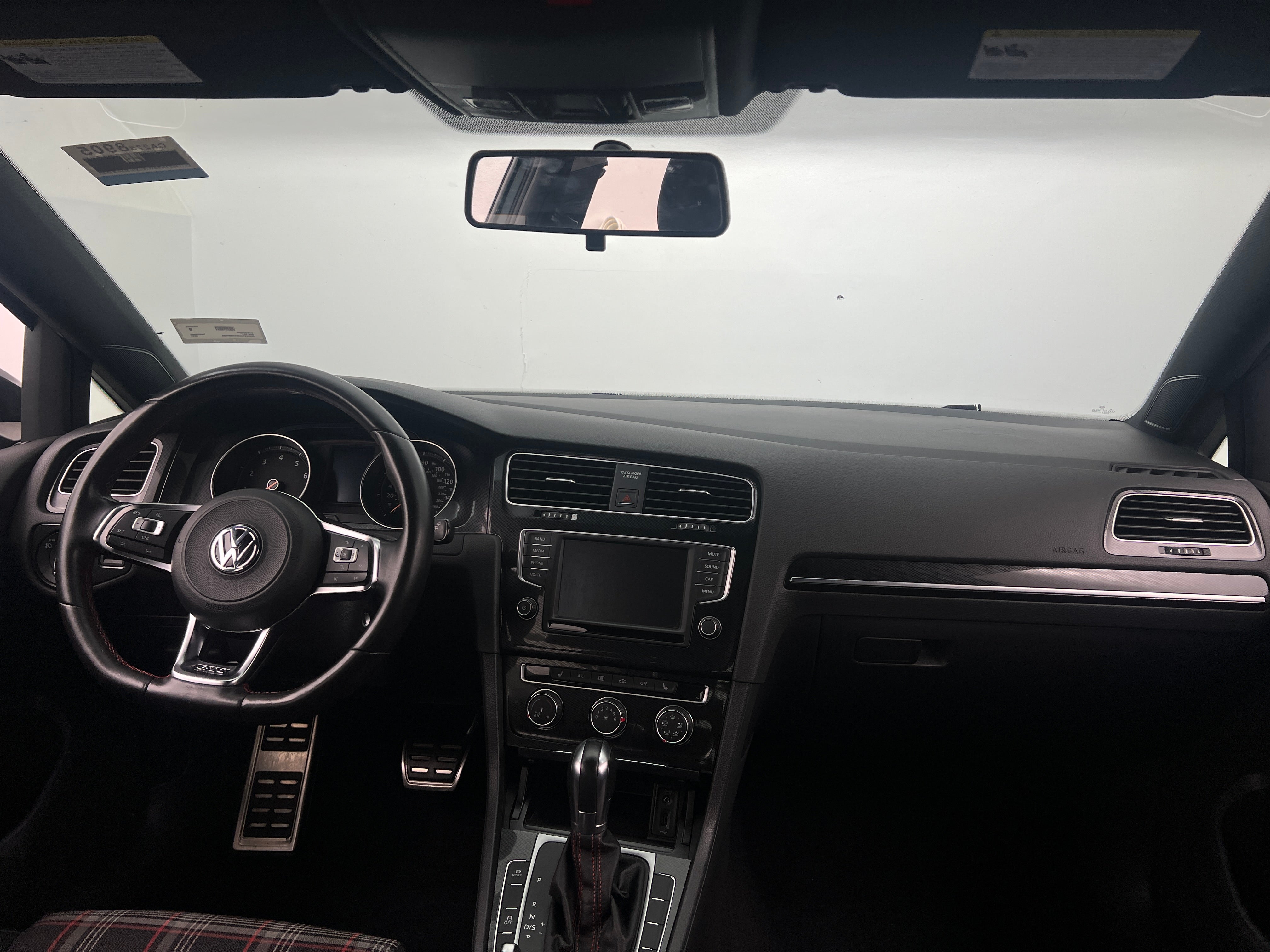 2017 Volkswagen Golf GTI S 3
