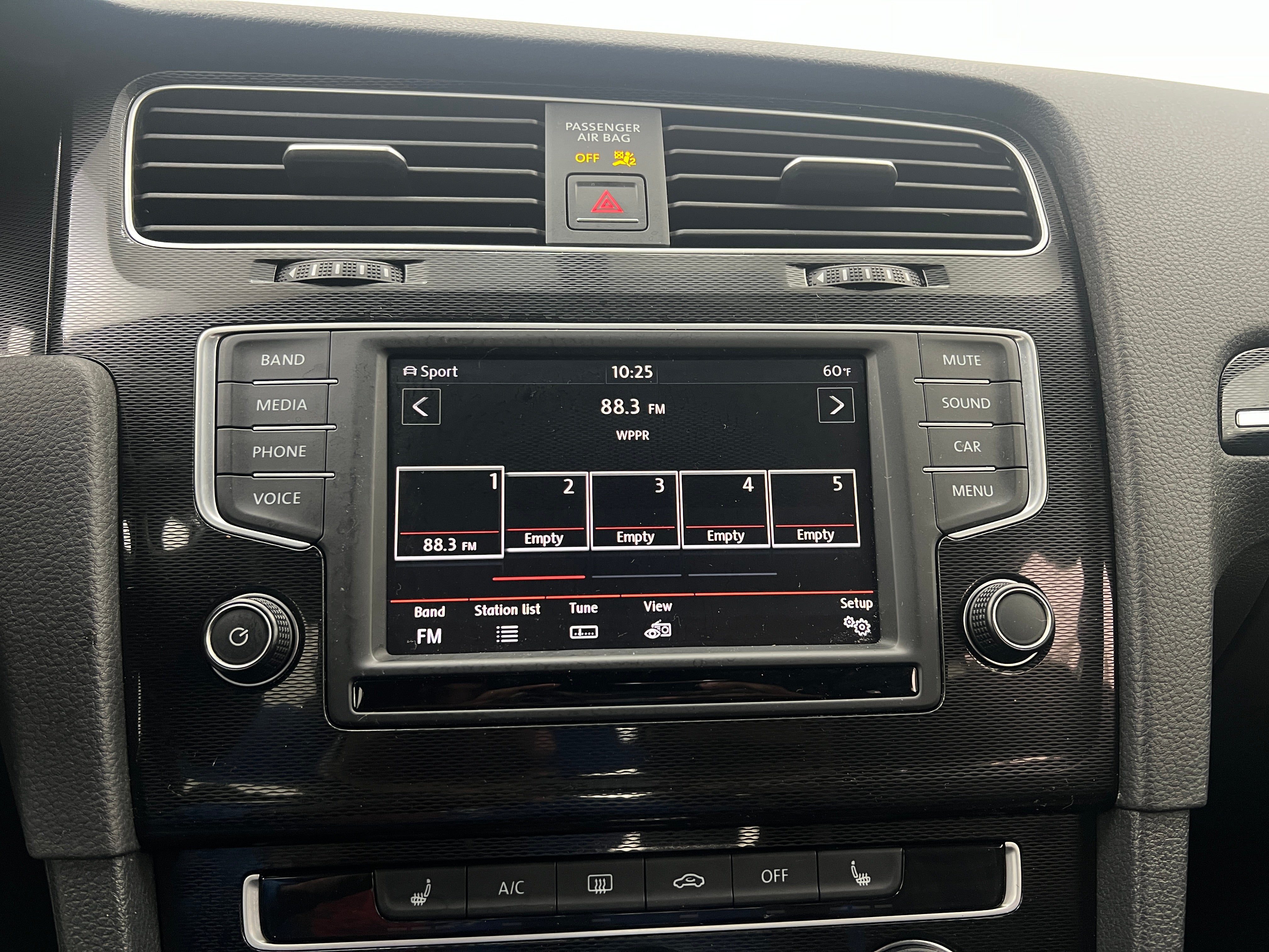 2017 Volkswagen Golf GTI S 4