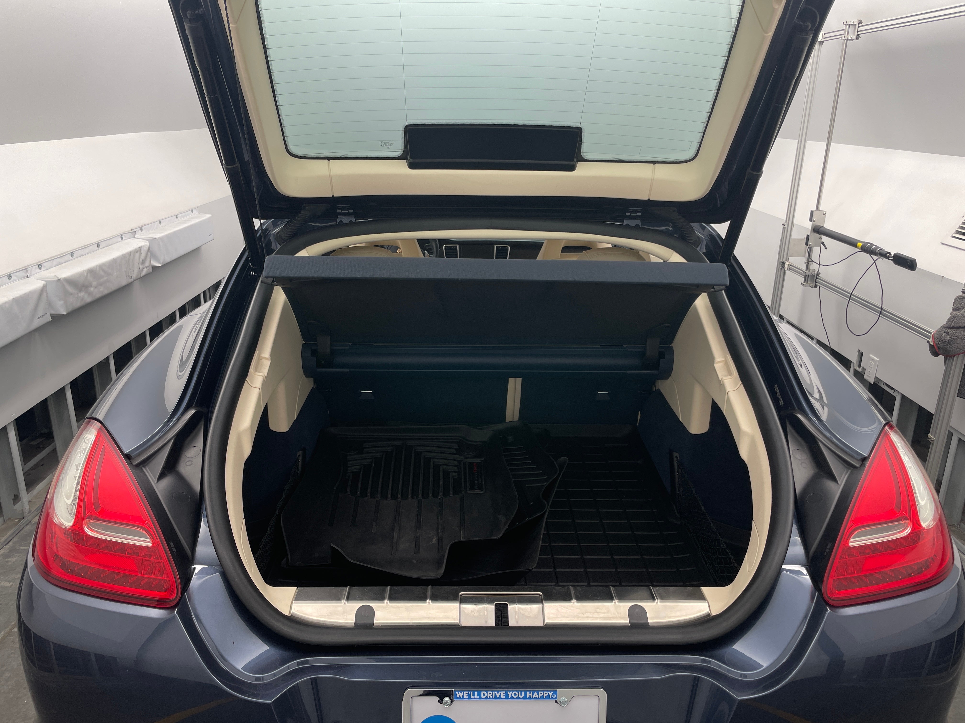 2012 Porsche Panamera 4 6