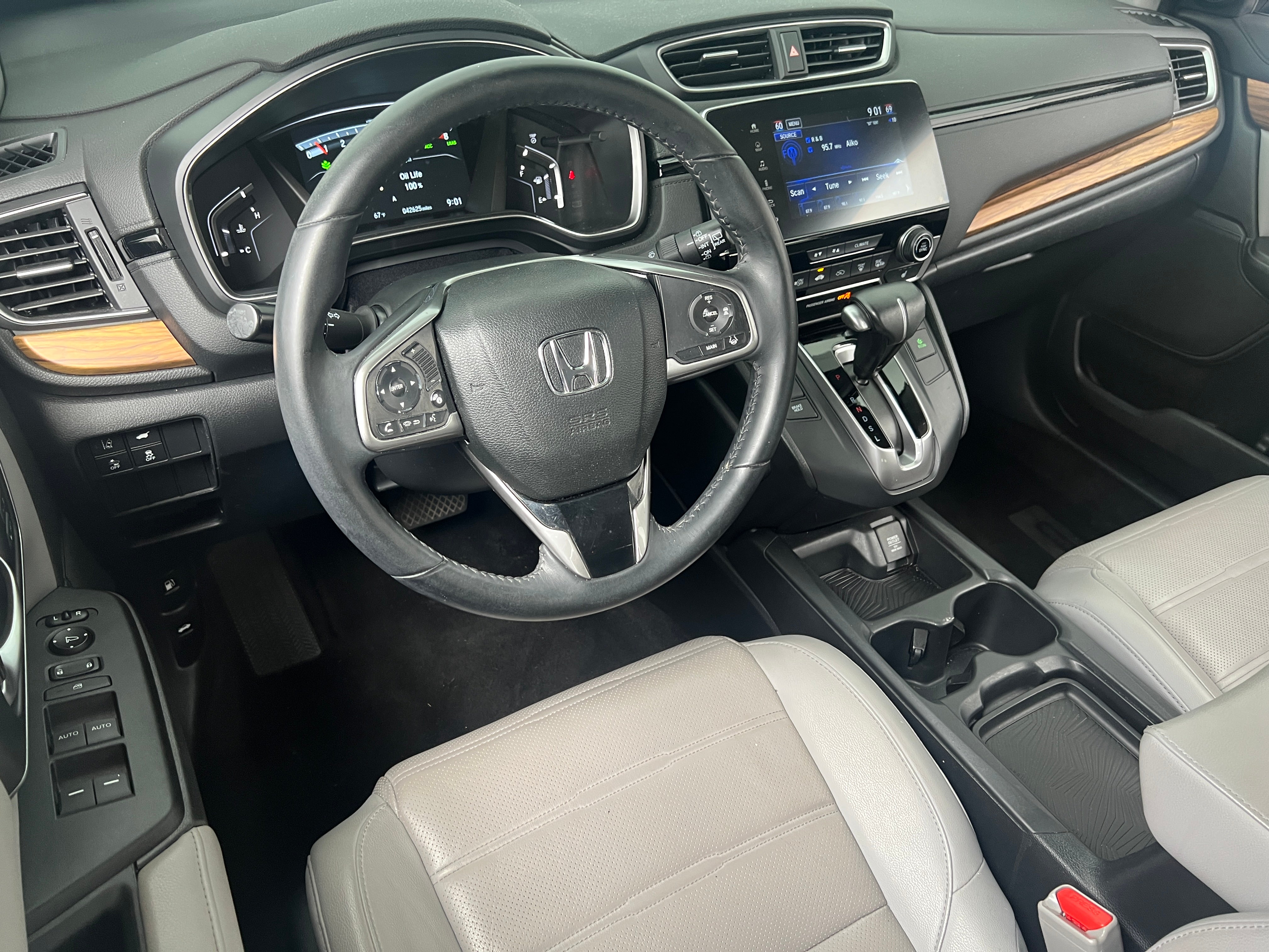 2017 Honda CR-V Touring 2