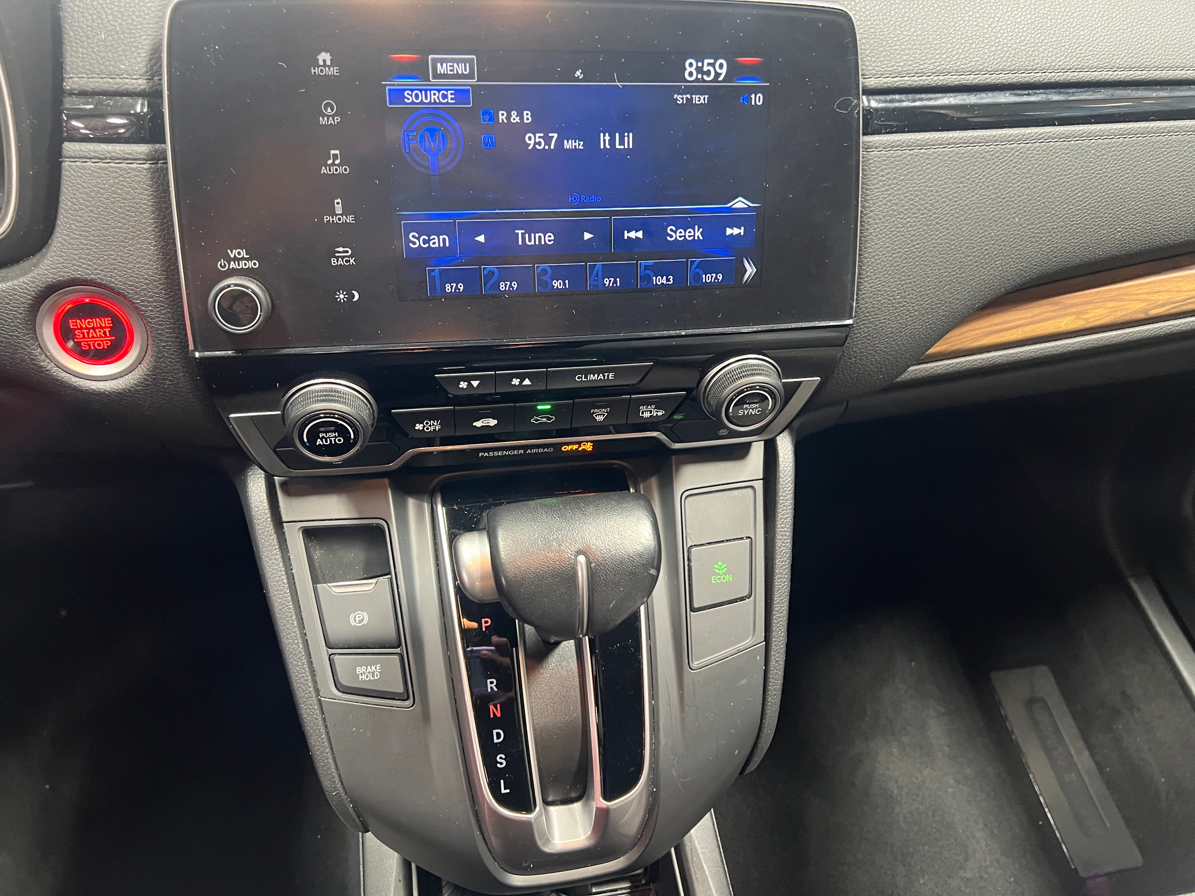 2017 Honda CR-V Touring 3