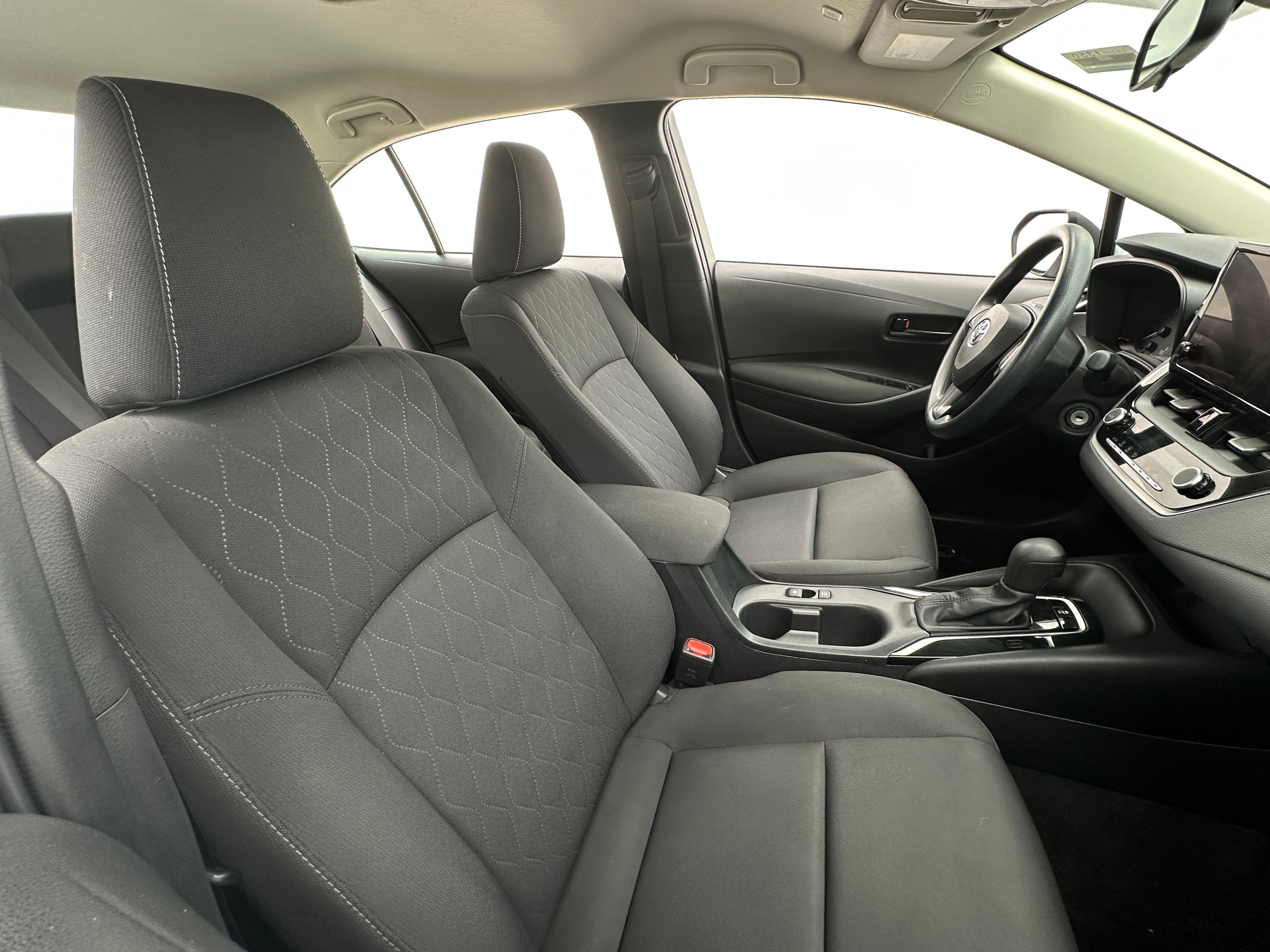 2023 Toyota Corolla LE 2