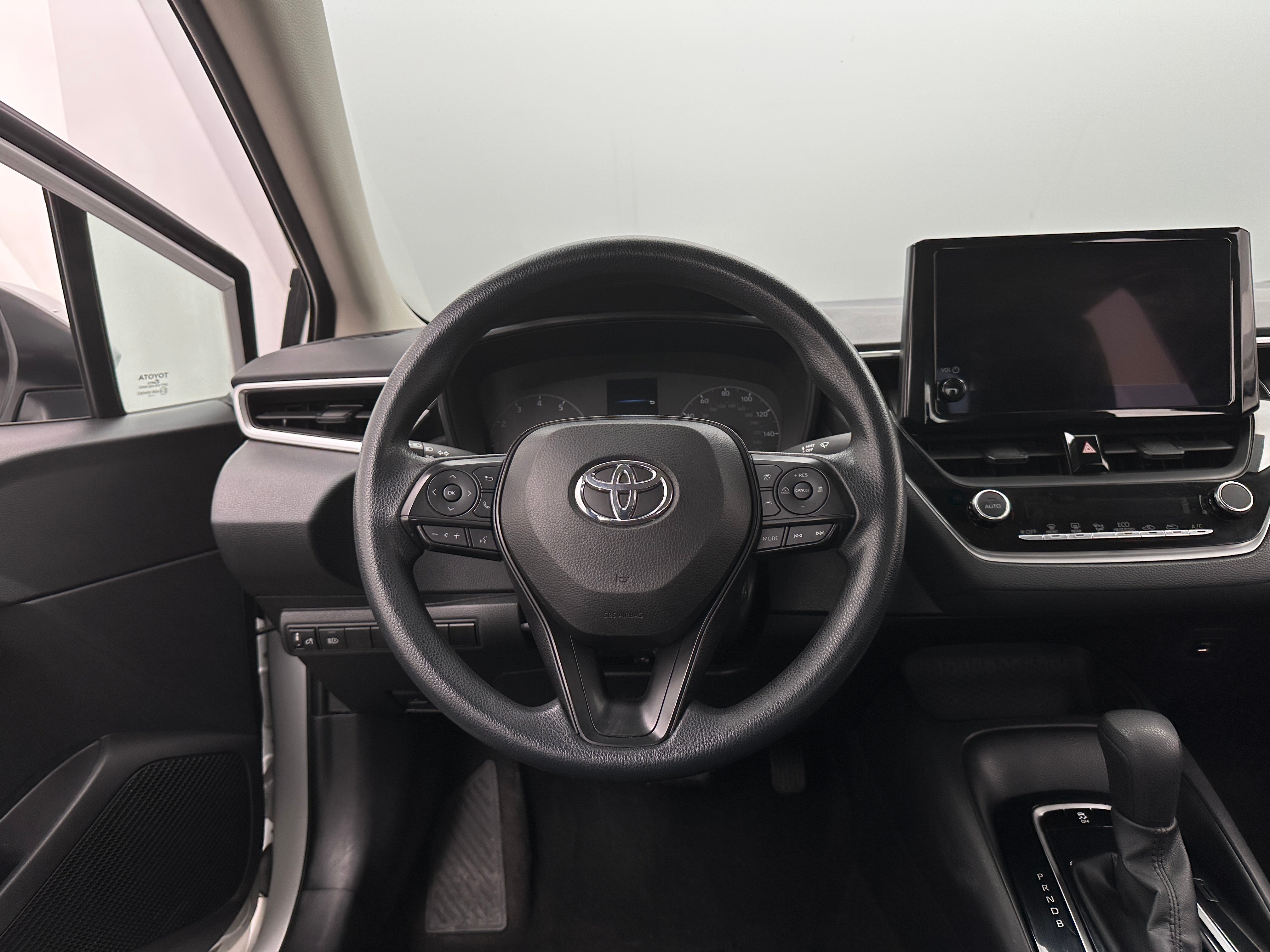 2023 Toyota Corolla LE 5