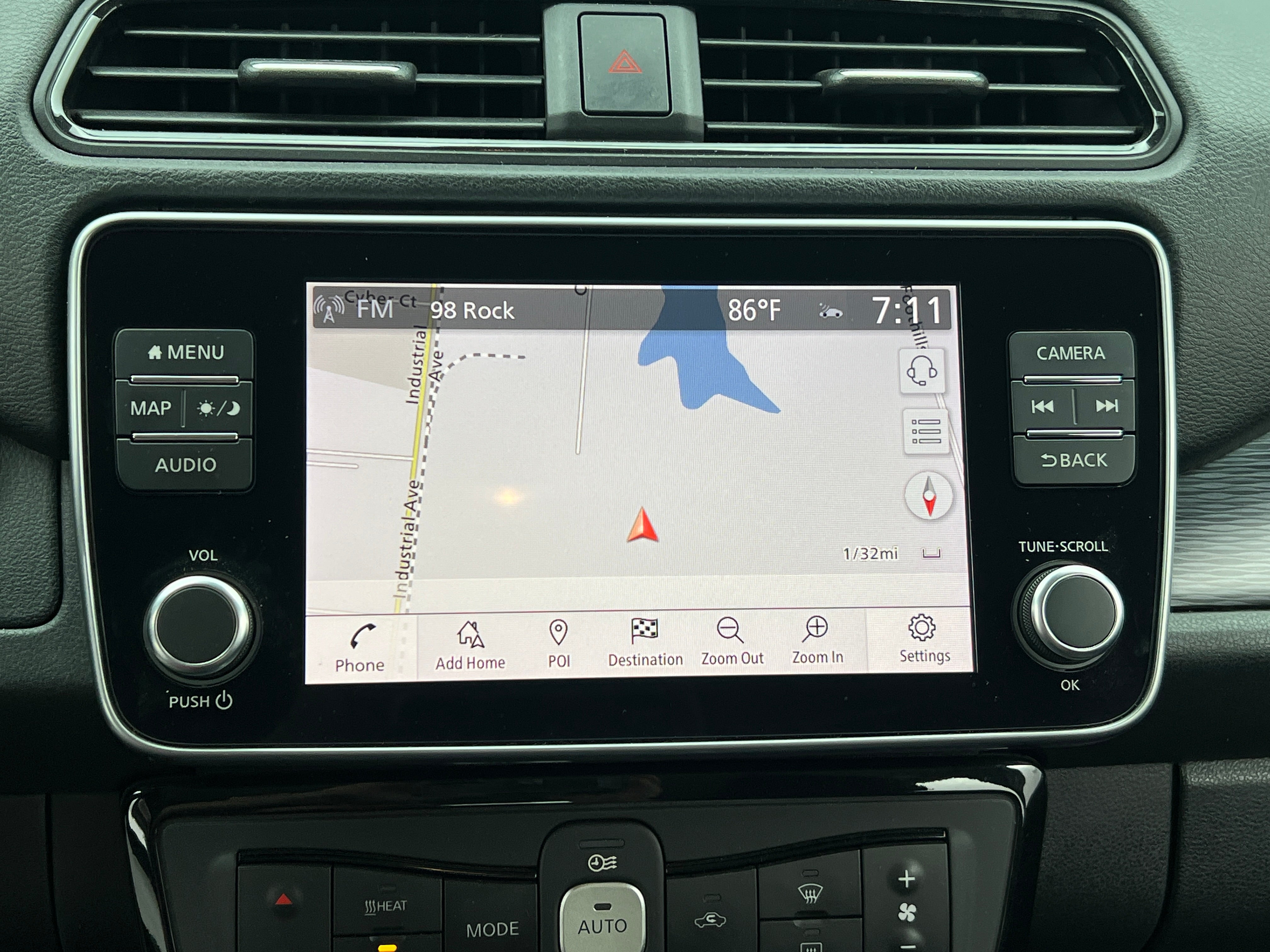 2021 Nissan Leaf SV 4