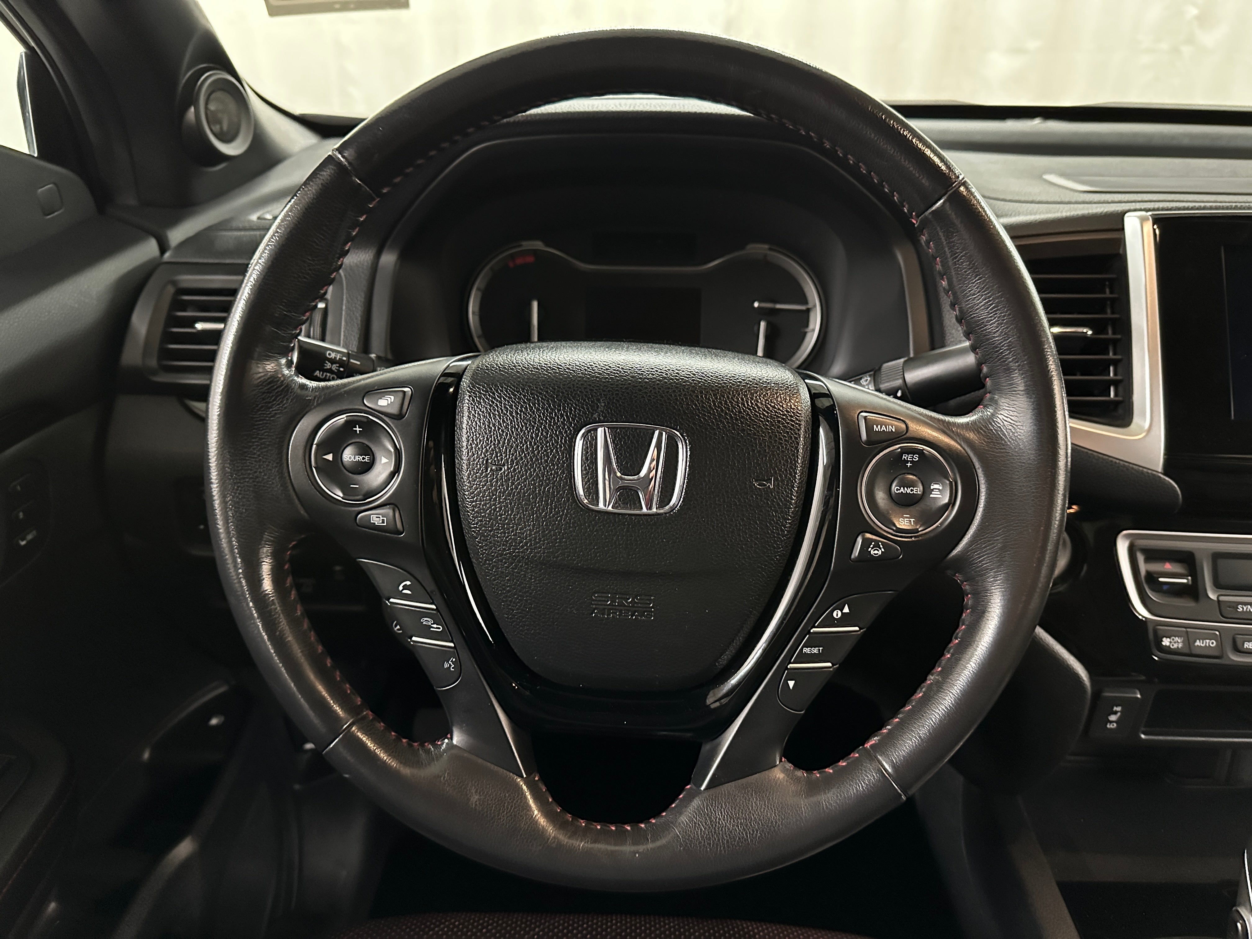 2018 Honda Ridgeline Black Edition 4