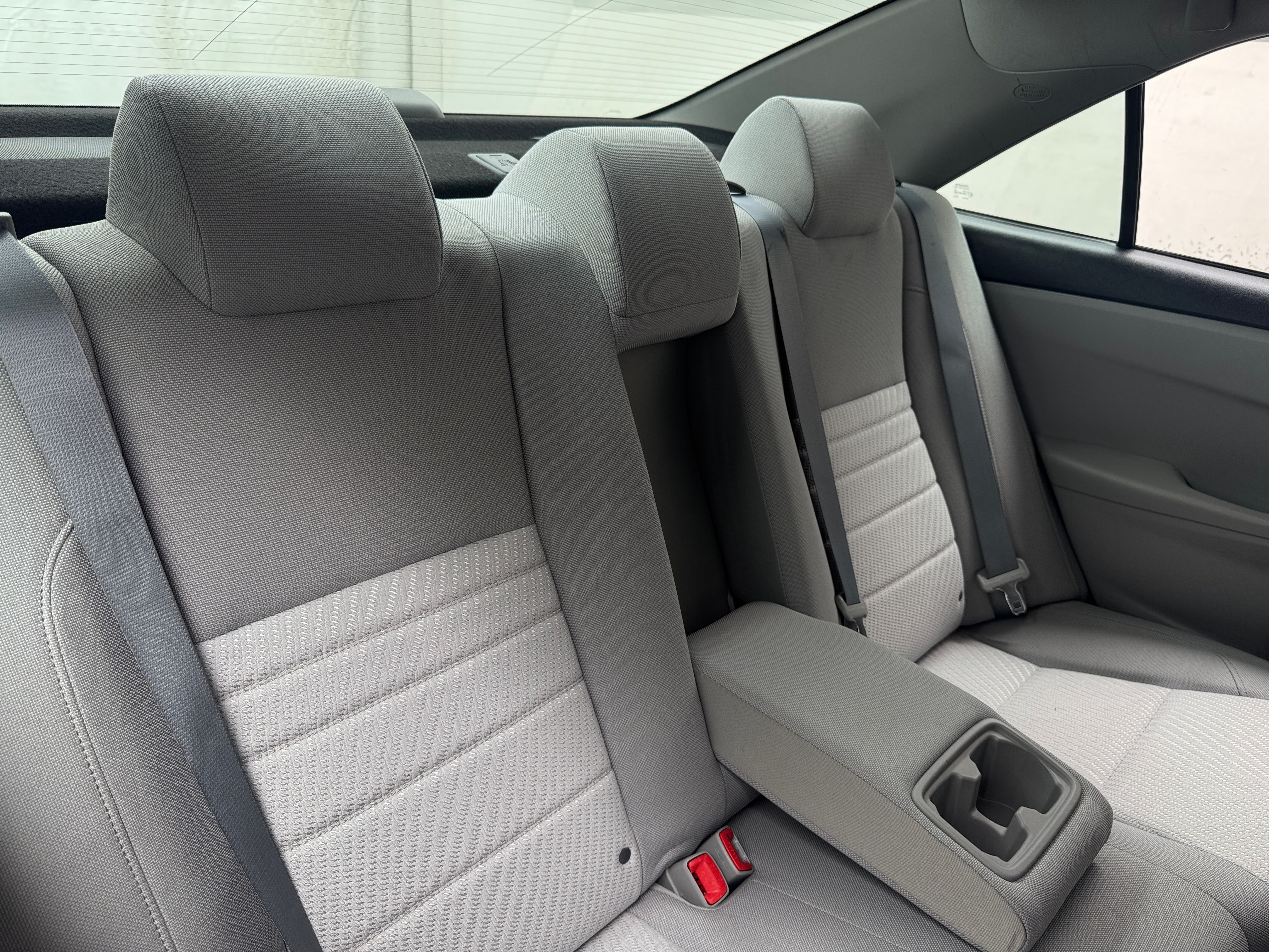 2015 Toyota Camry LE 6