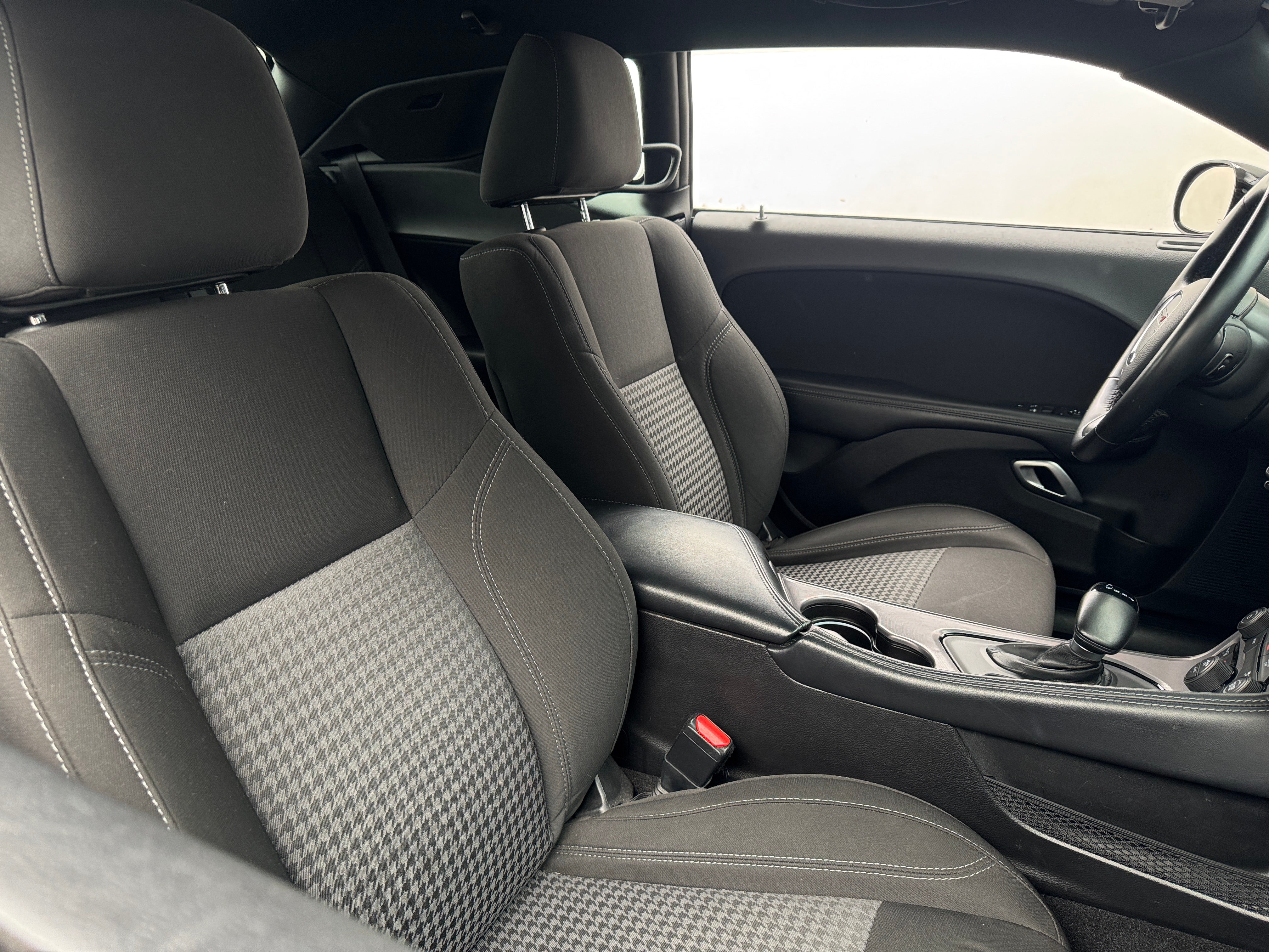 2023 Dodge Challenger SXT 2