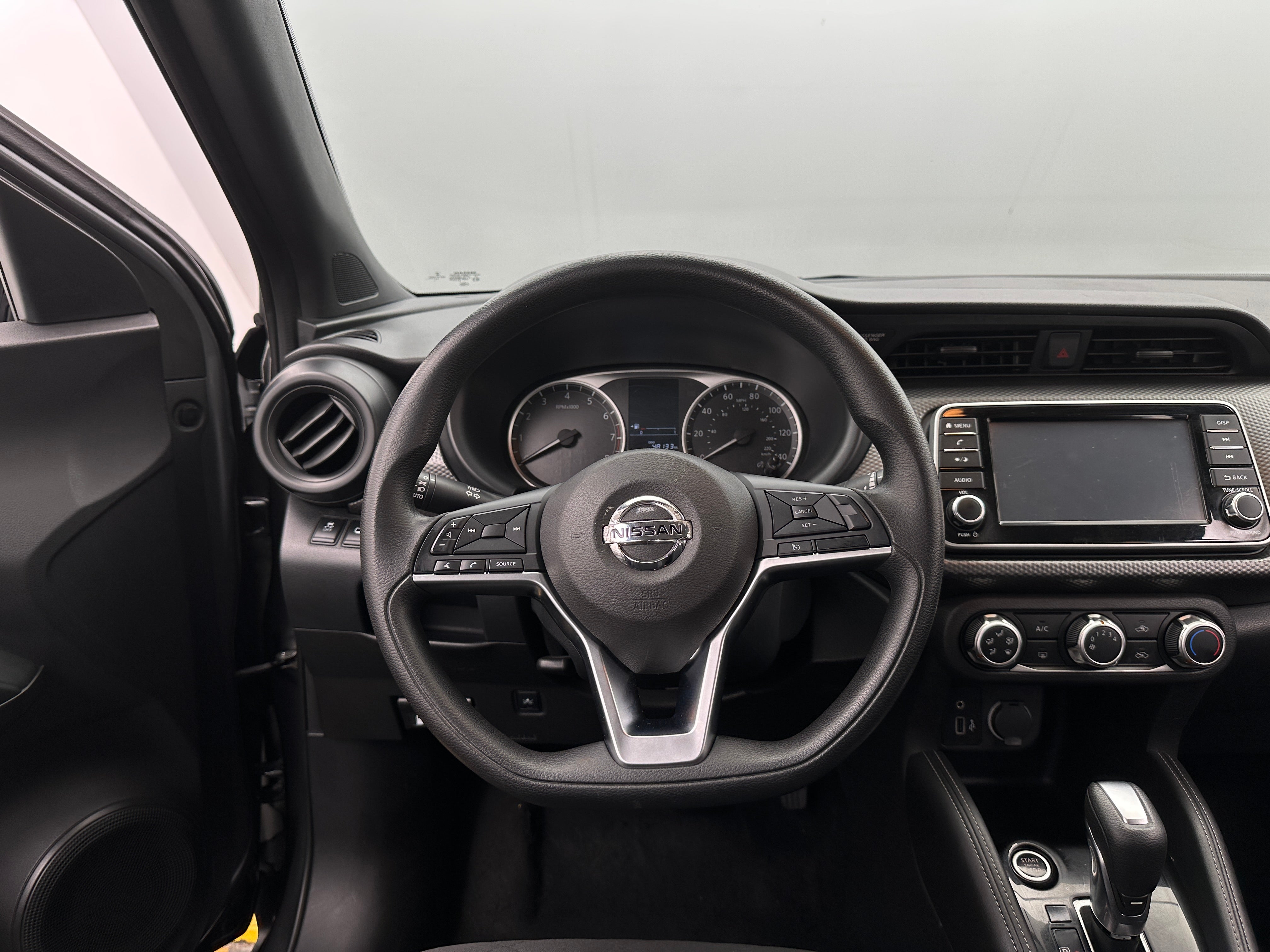 2019 Nissan Kicks S 5