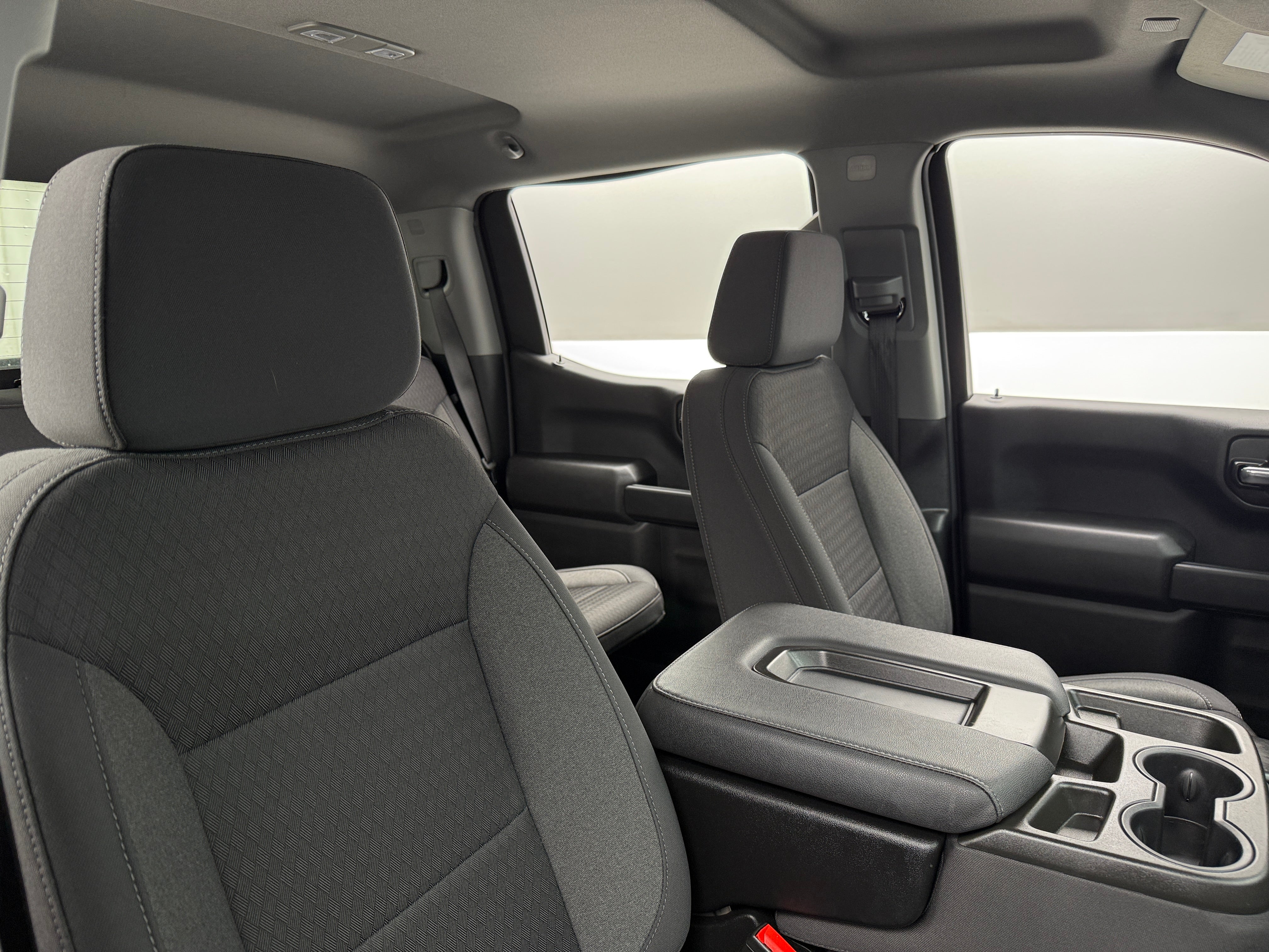 2023 Chevrolet Silverado 1500 Custom 2