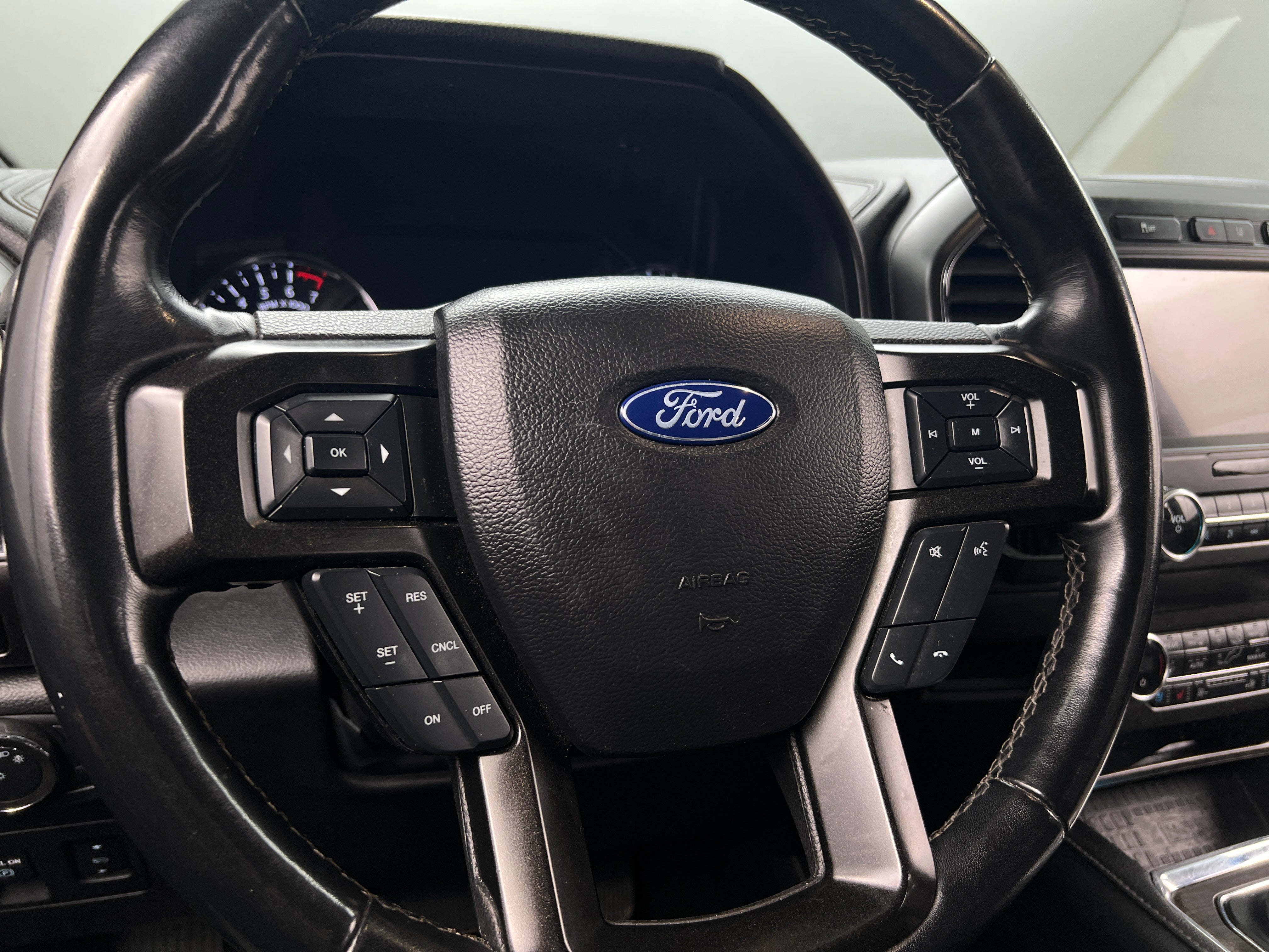 2020 Ford Expedition MAX Limited 4