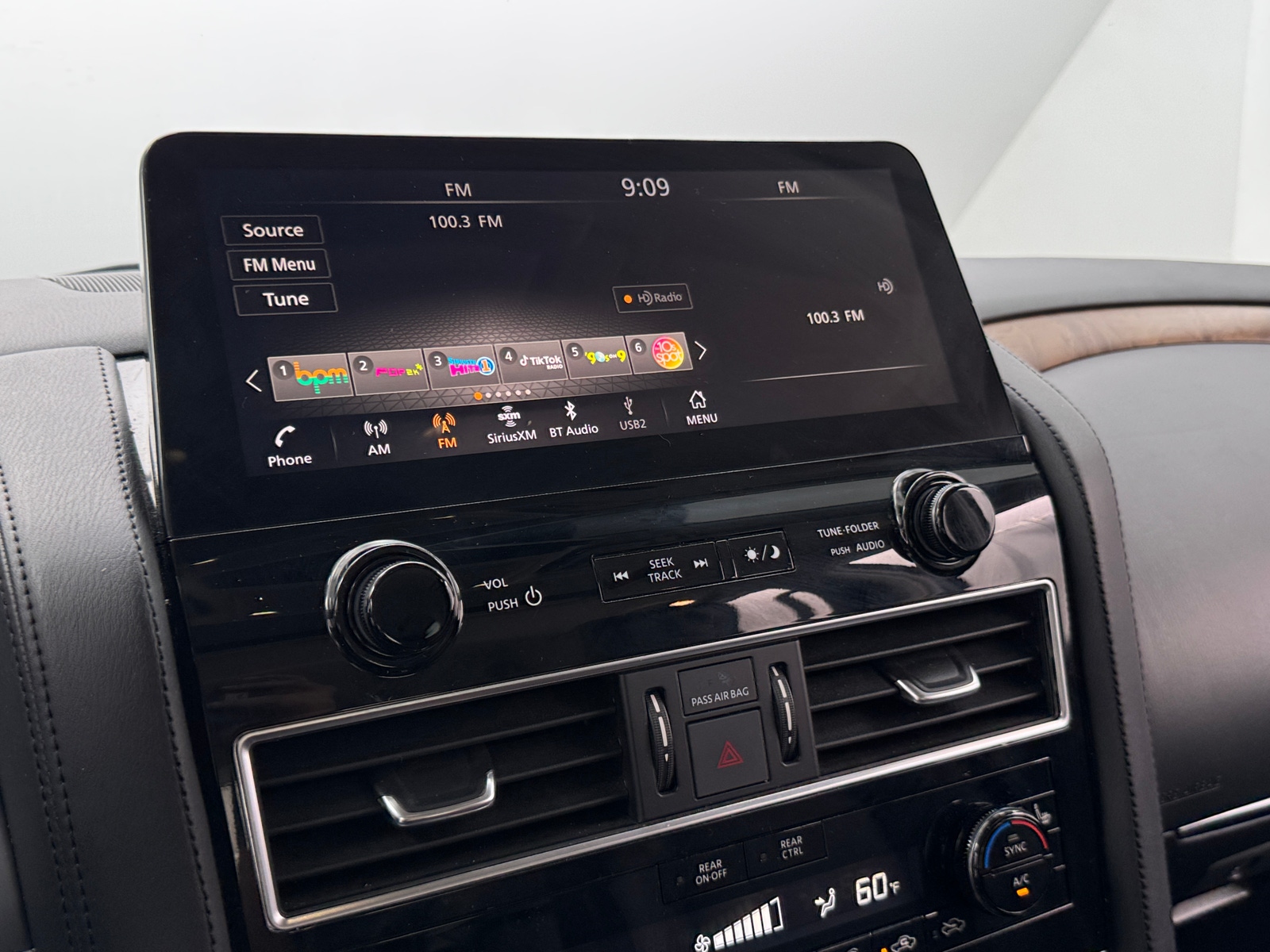 Thumbnail: 2023 Nissan Armada - 3