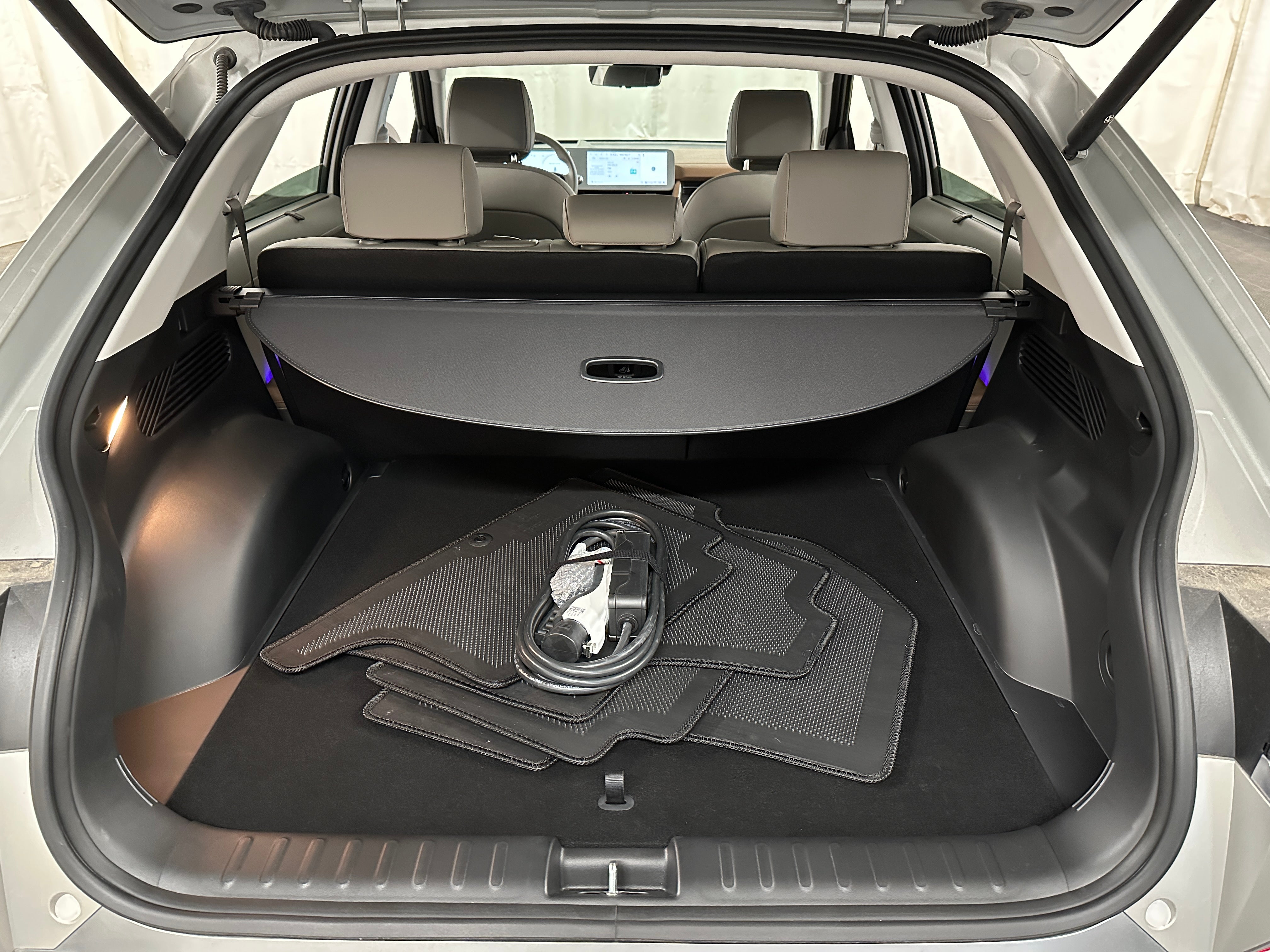 2024 Hyundai Ioniq 5 Disney100 Platinum 6