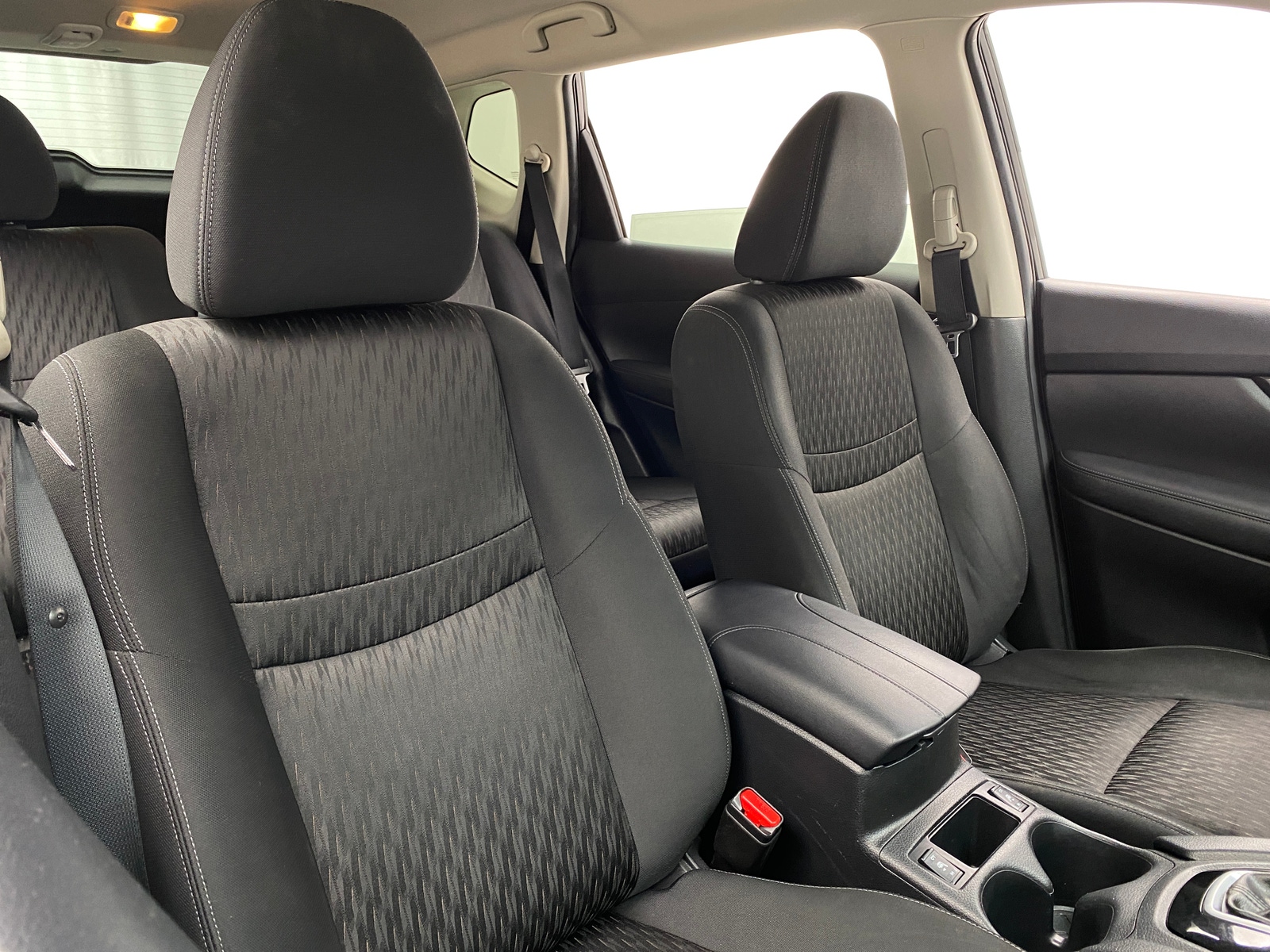 Thumbnail: 2019 Nissan Rogue - 2