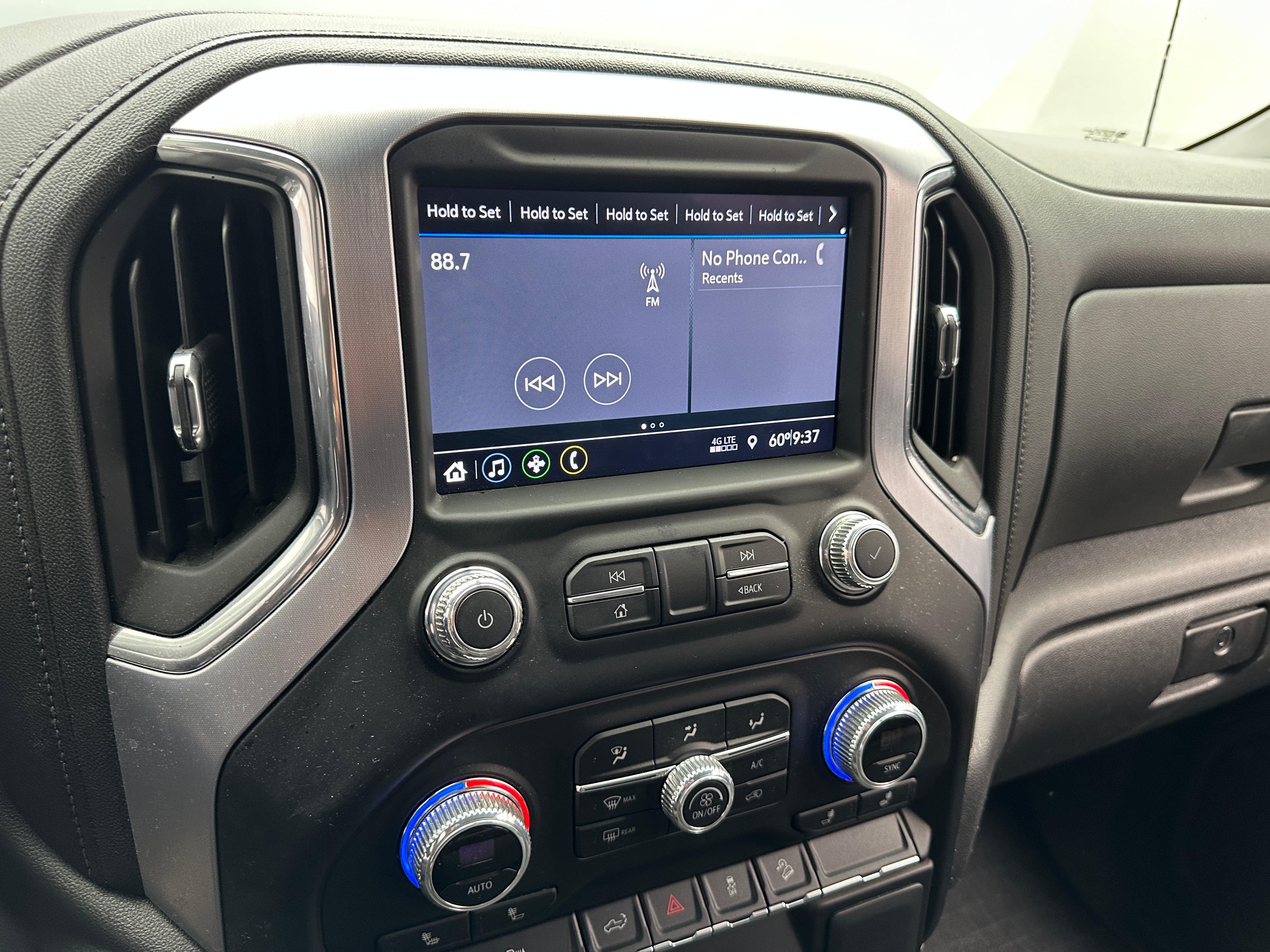 2022 GMC Sierra 1500 Elevation 4