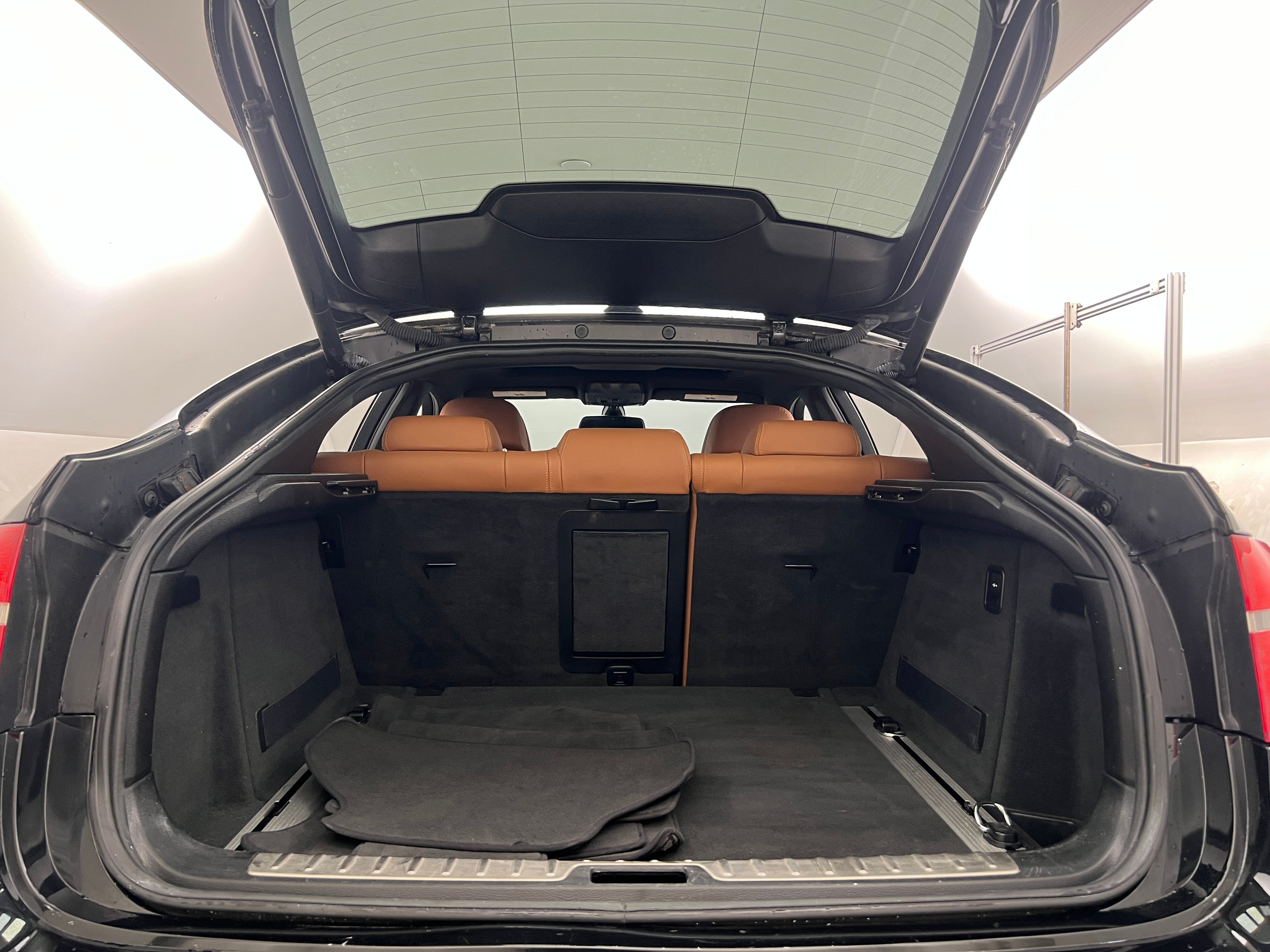 2012 BMW X6 xDrive50i 6