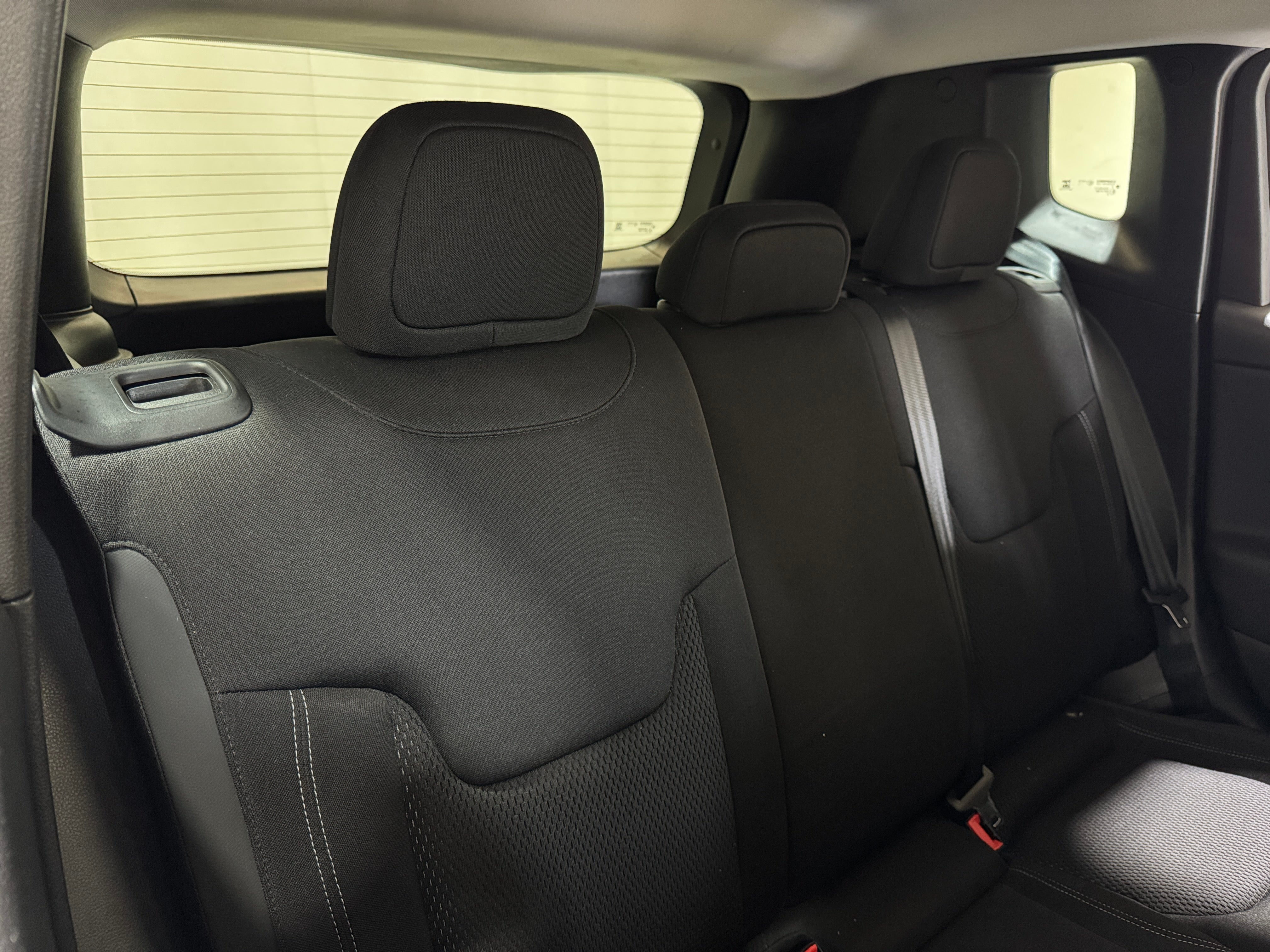 2023 Jeep Renegade Altitude 6