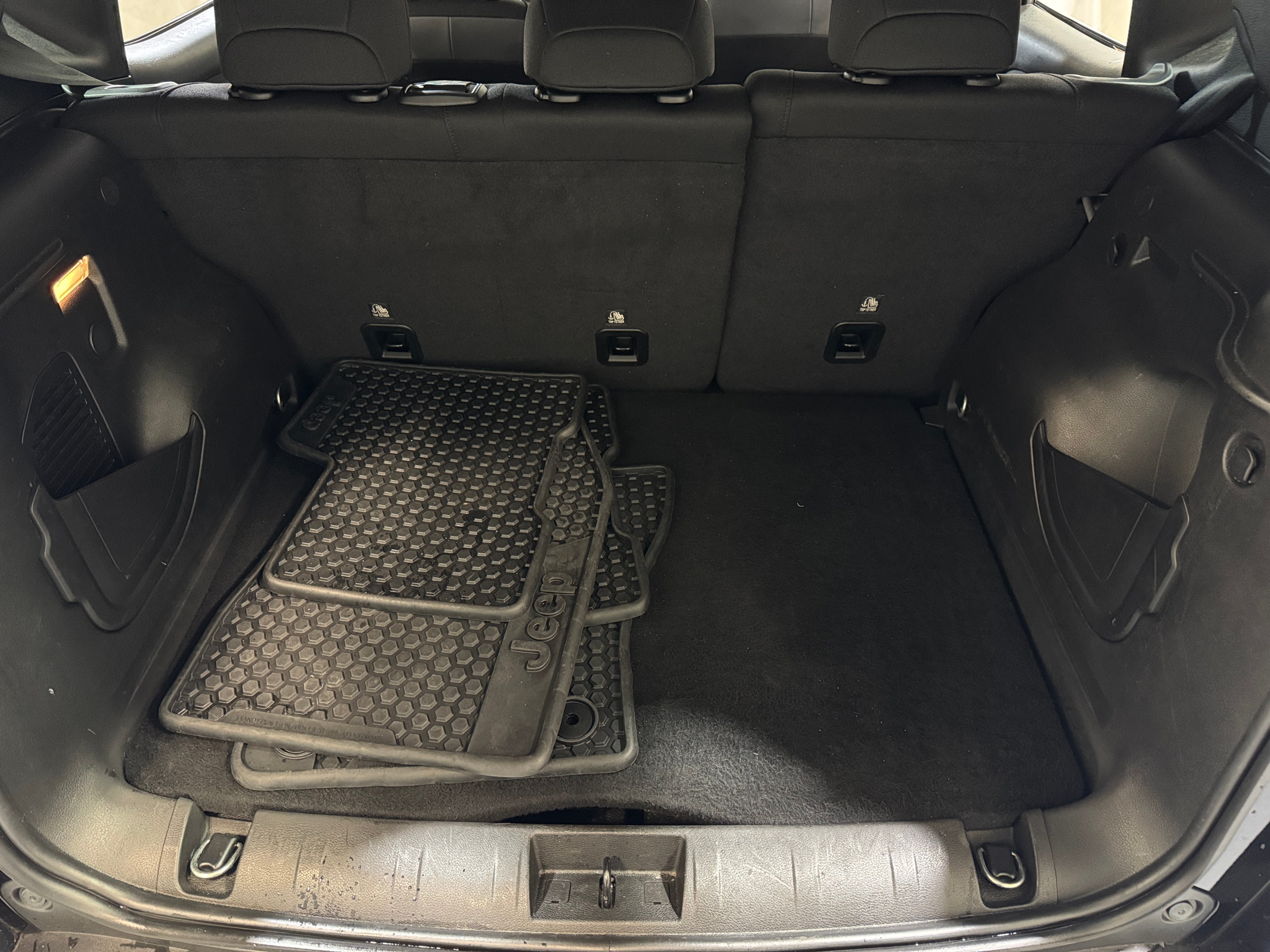 2023 Jeep Renegade Altitude 7