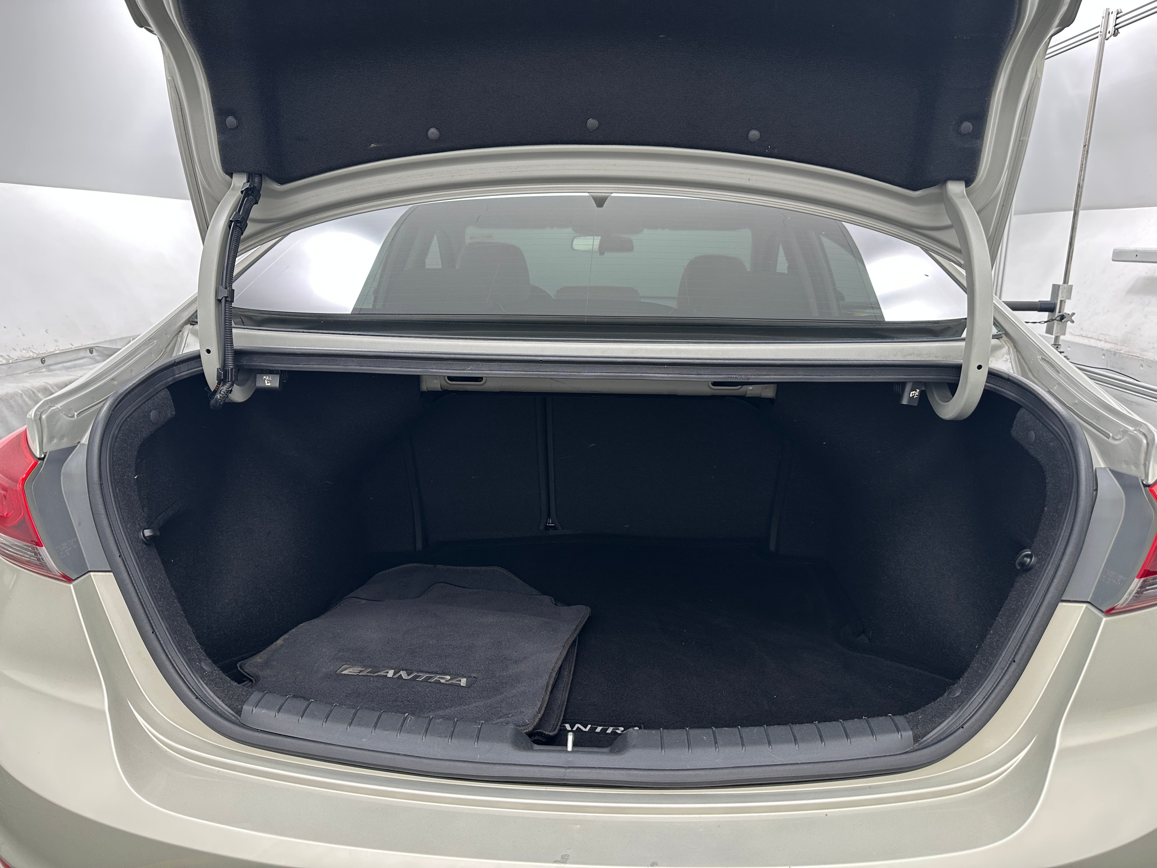 2017 Hyundai Elantra SE 7