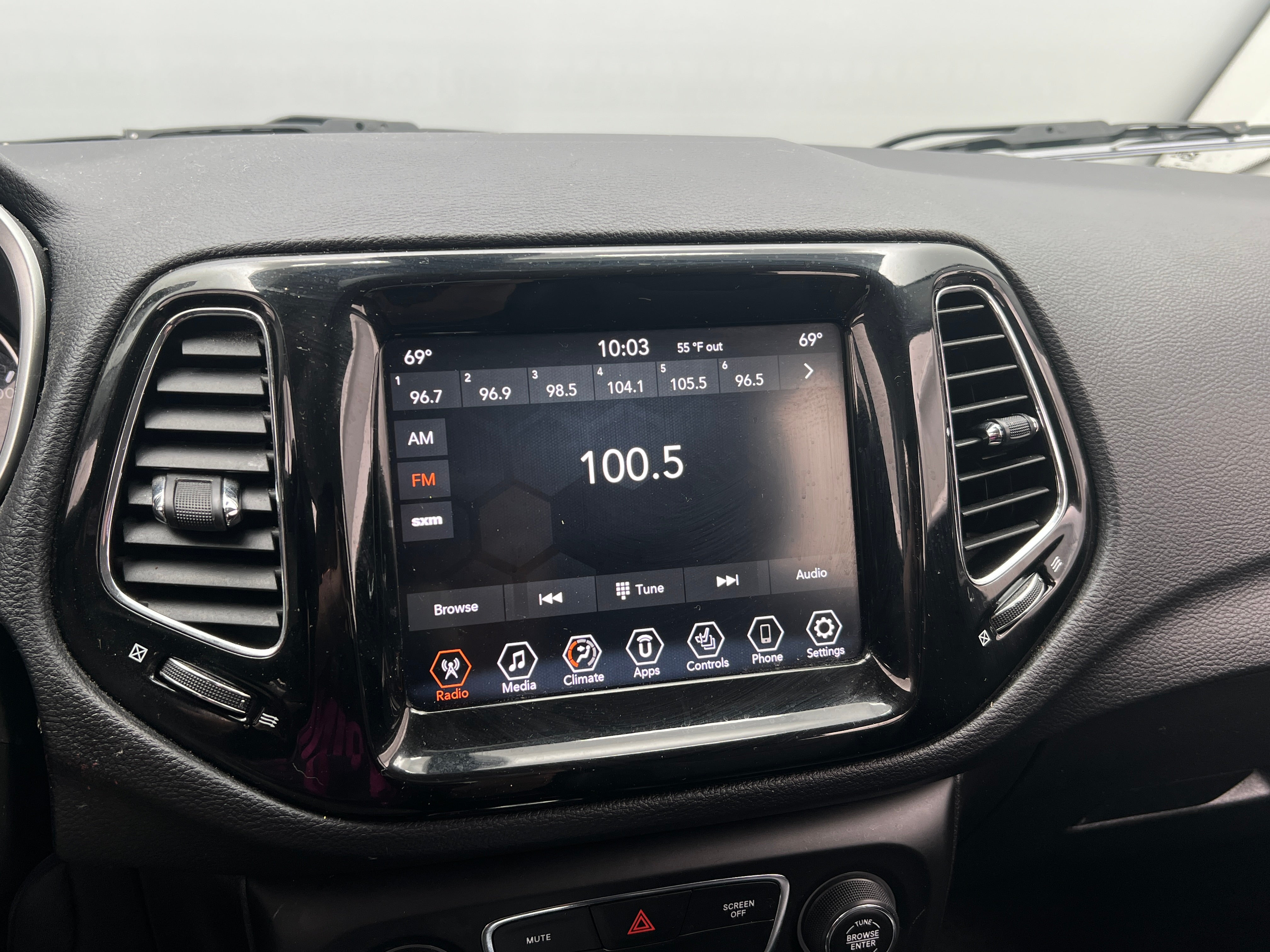 2020 Jeep Compass Limited 3