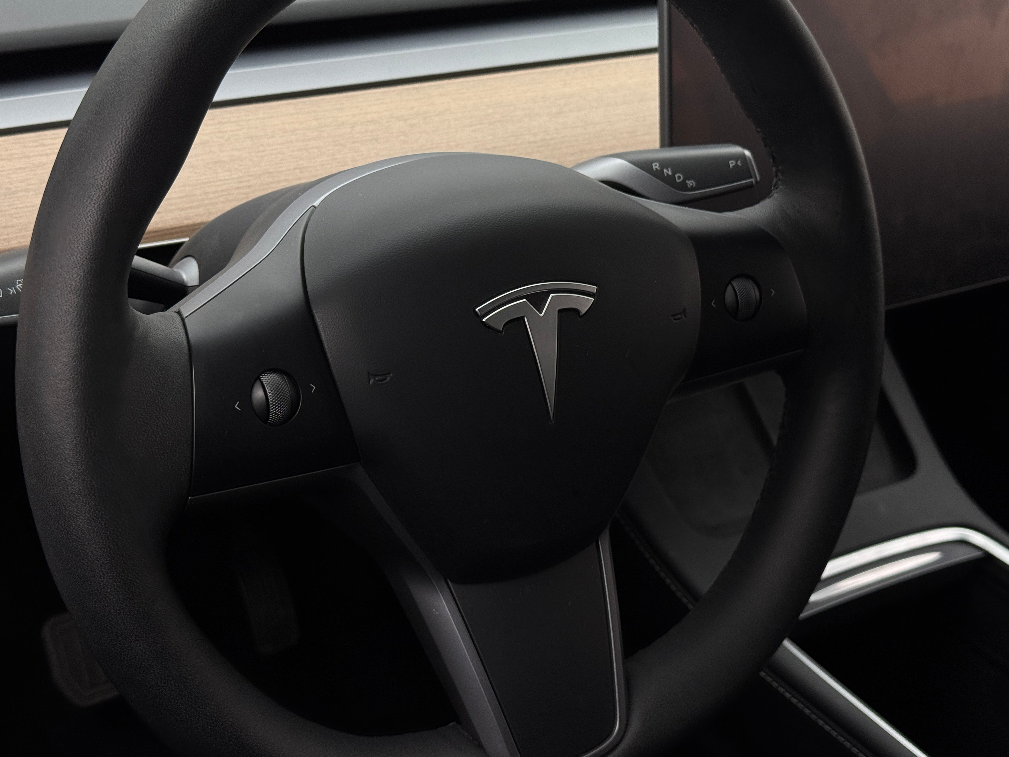 2023 Tesla Model Y Long Range 4