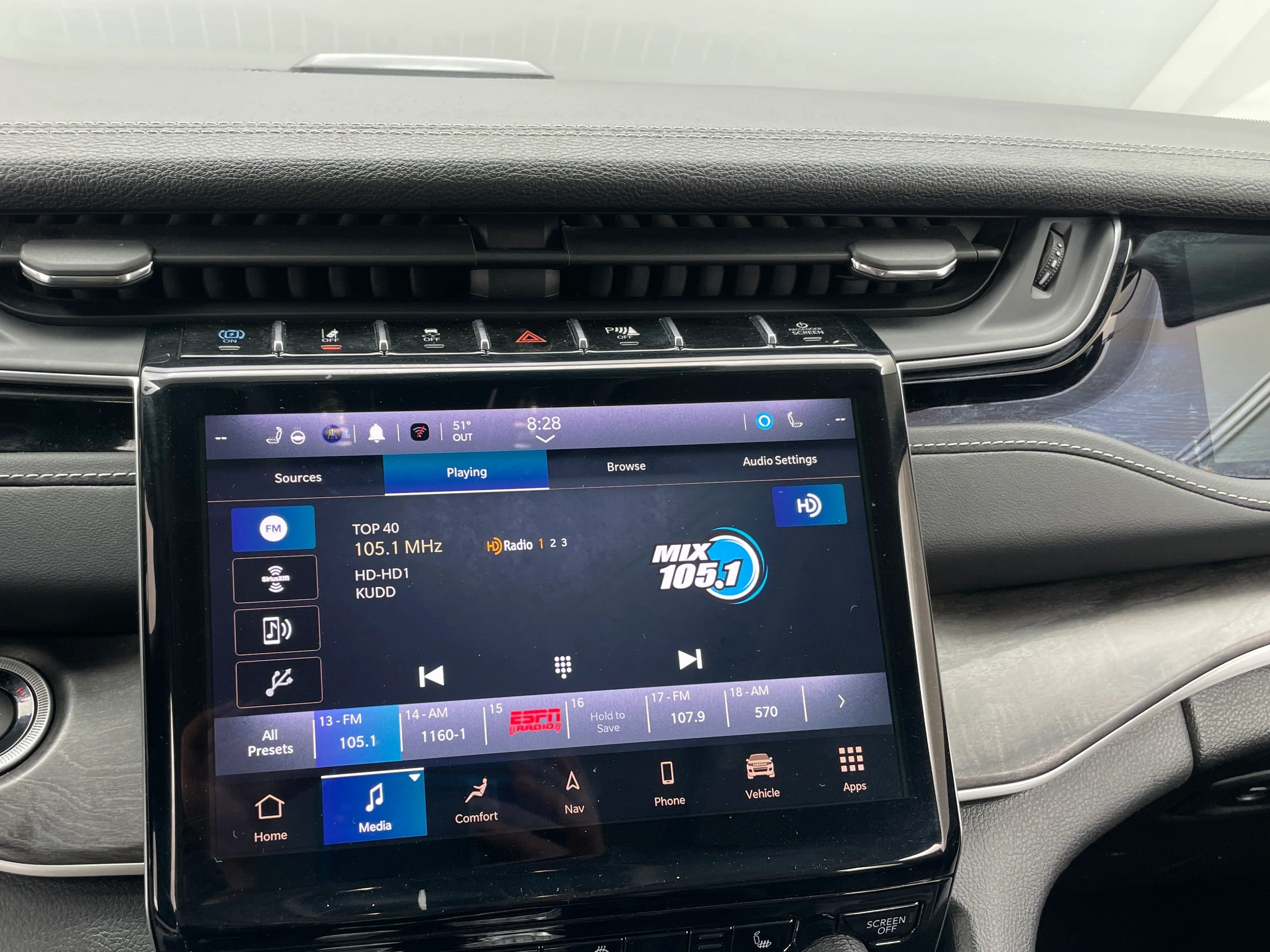2023 Jeep Grand Cherokee 4xe 3