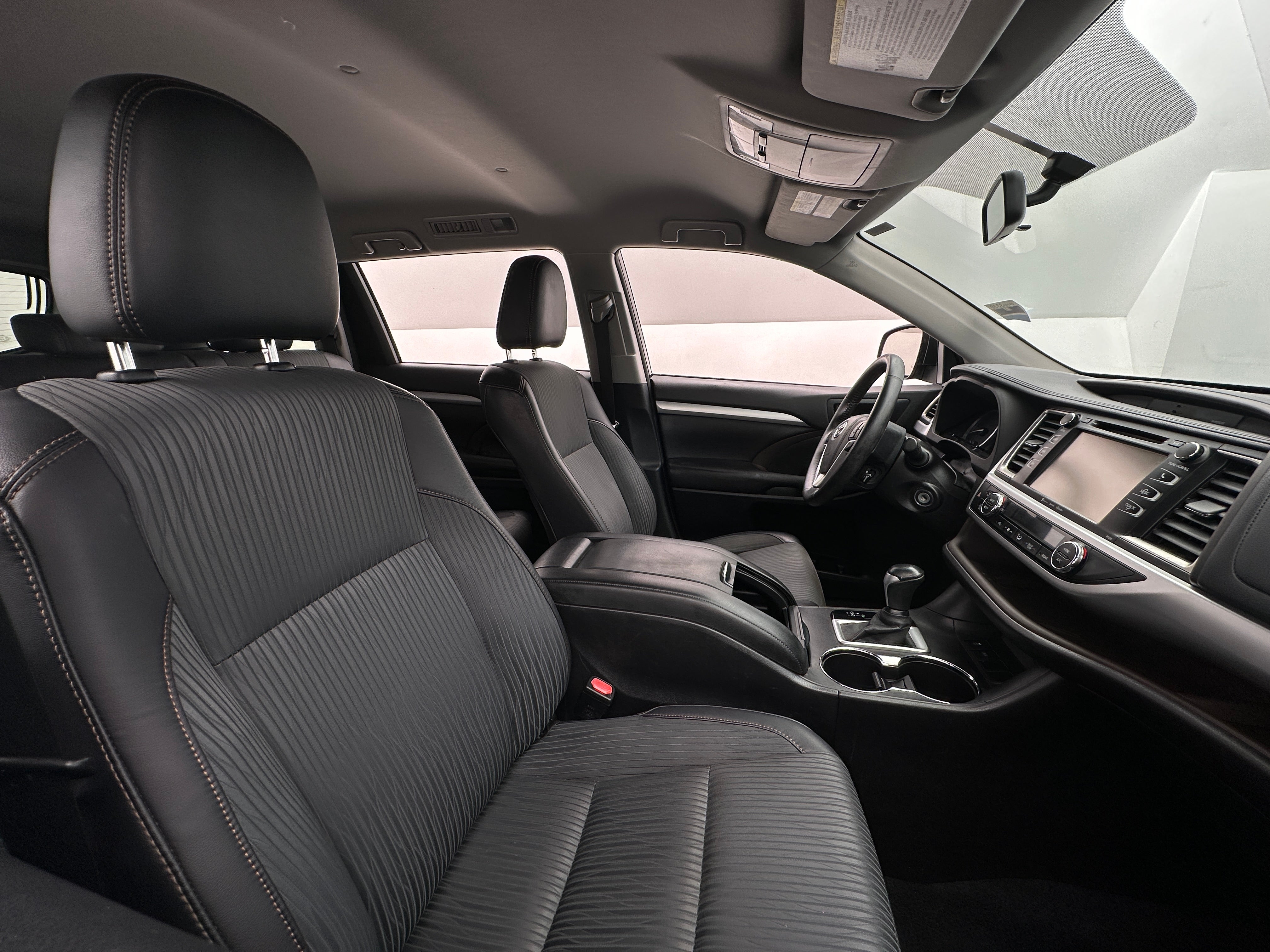 2016 Toyota Highlander Plus 2