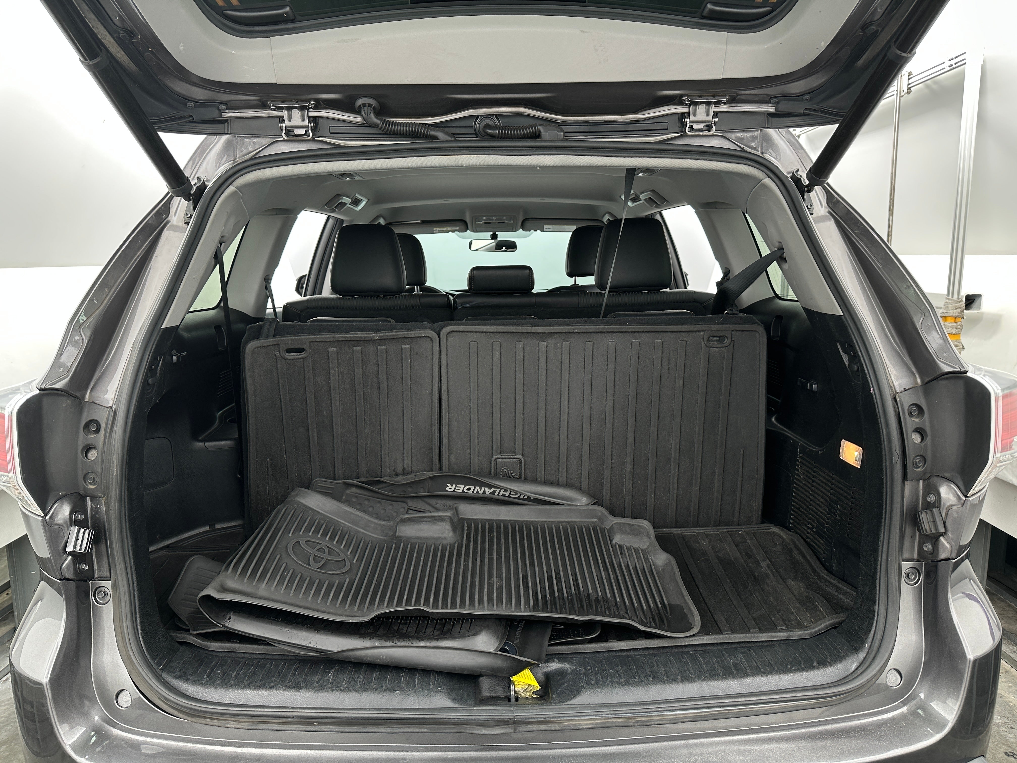 2016 Toyota Highlander Plus 7