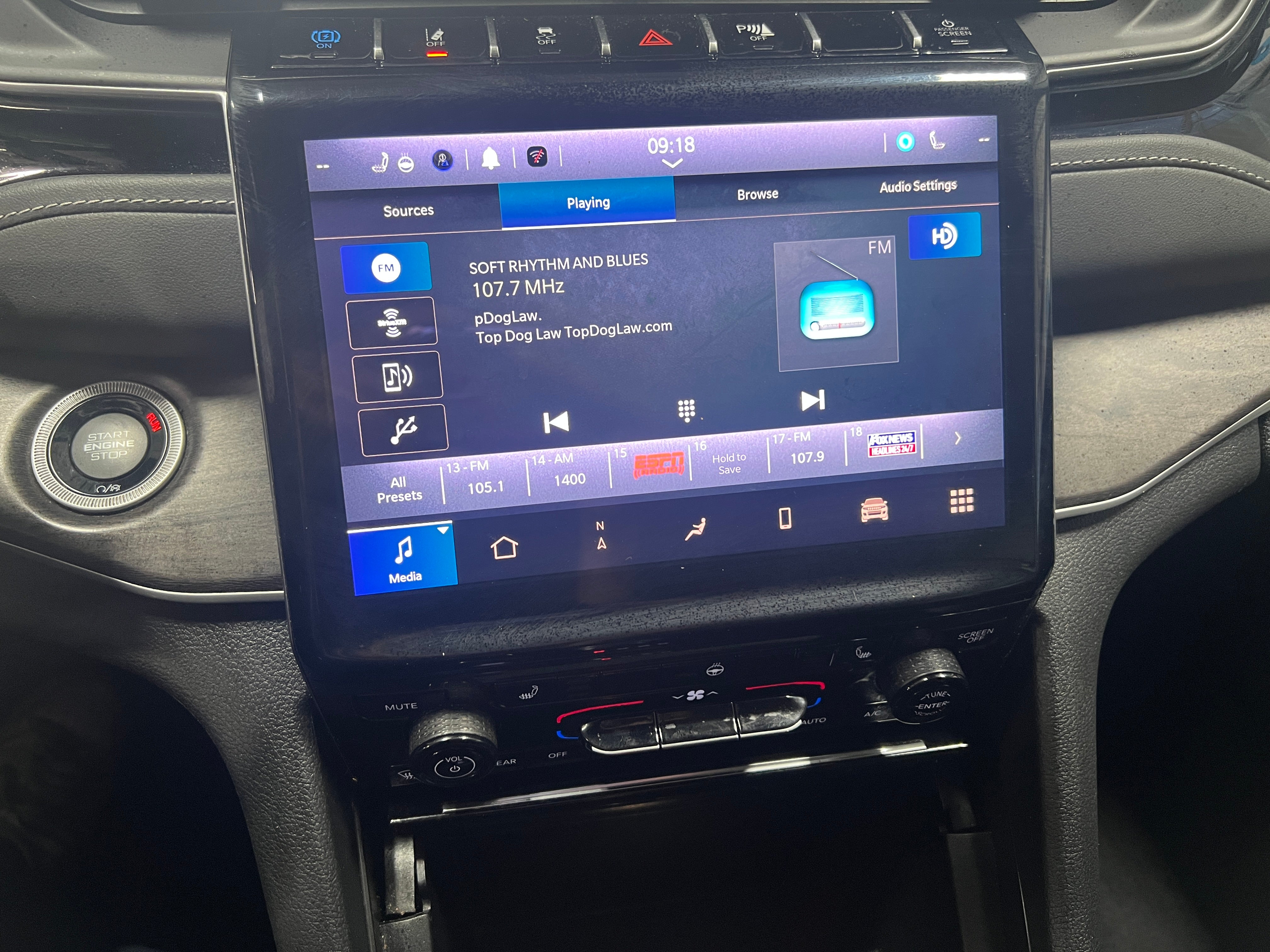 2023 Jeep Grand Cherokee 4xe 3