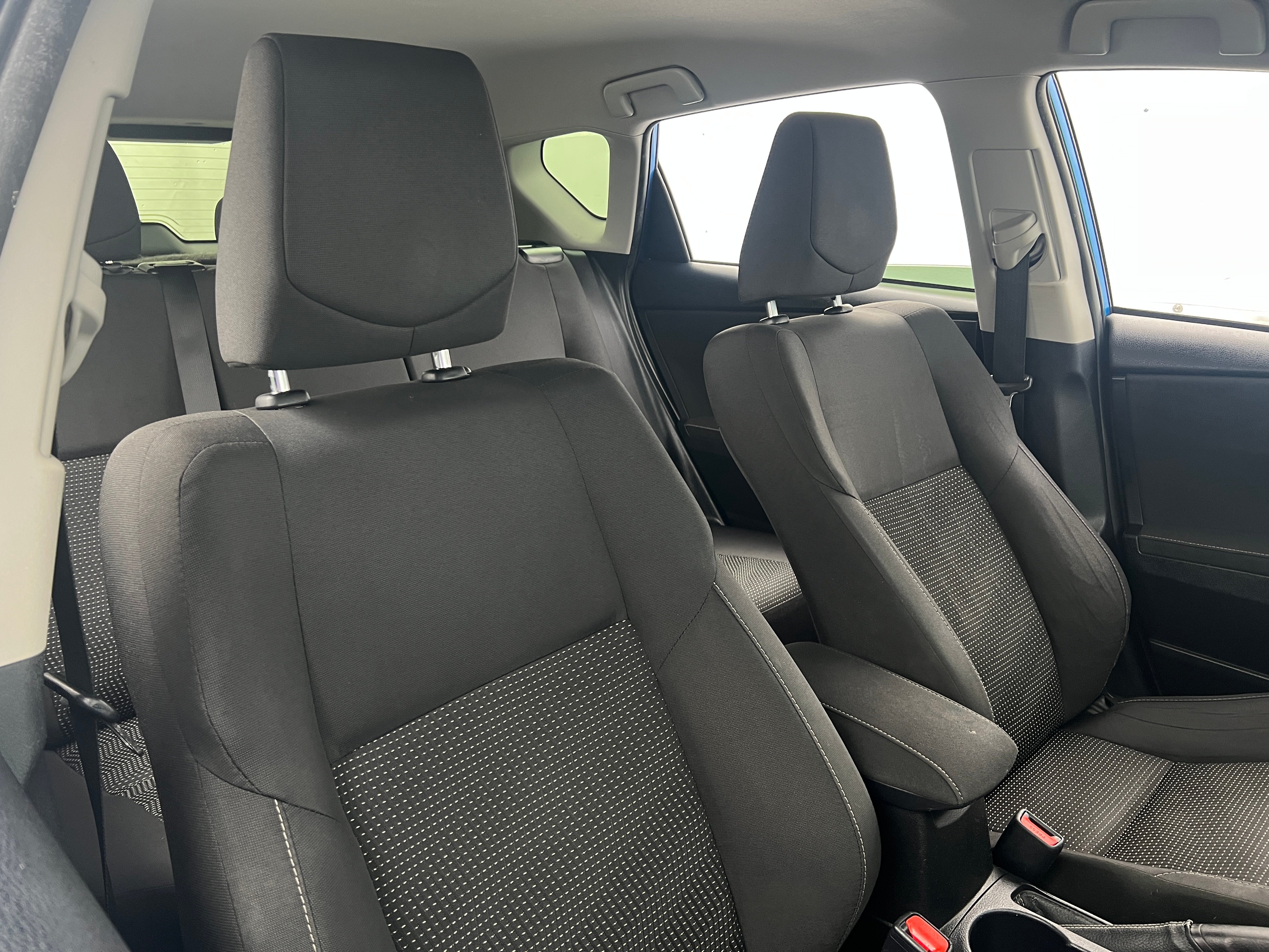 2018 Toyota Corolla iM Base 2