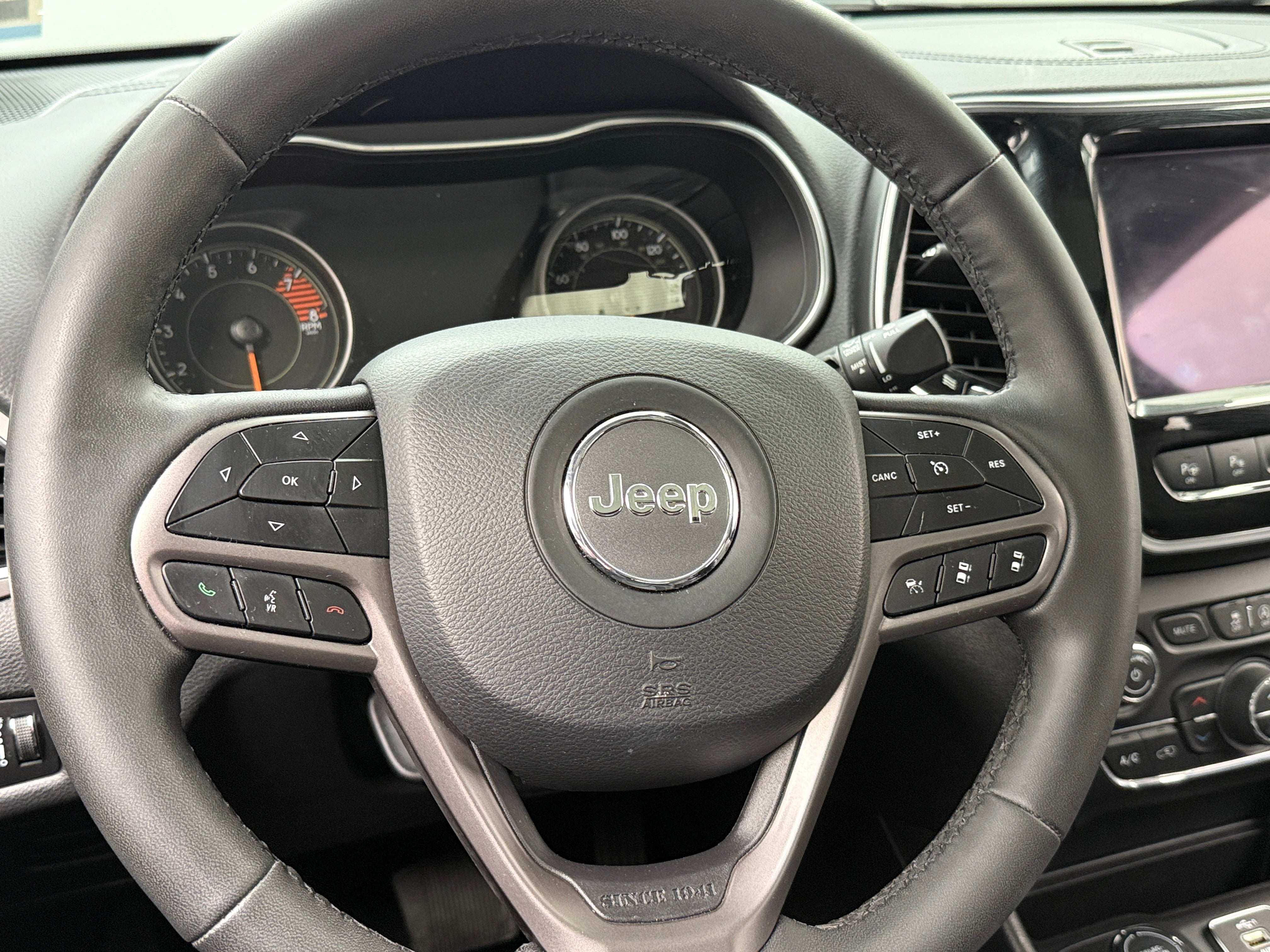 2021 Jeep Cherokee Limited Edition 4
